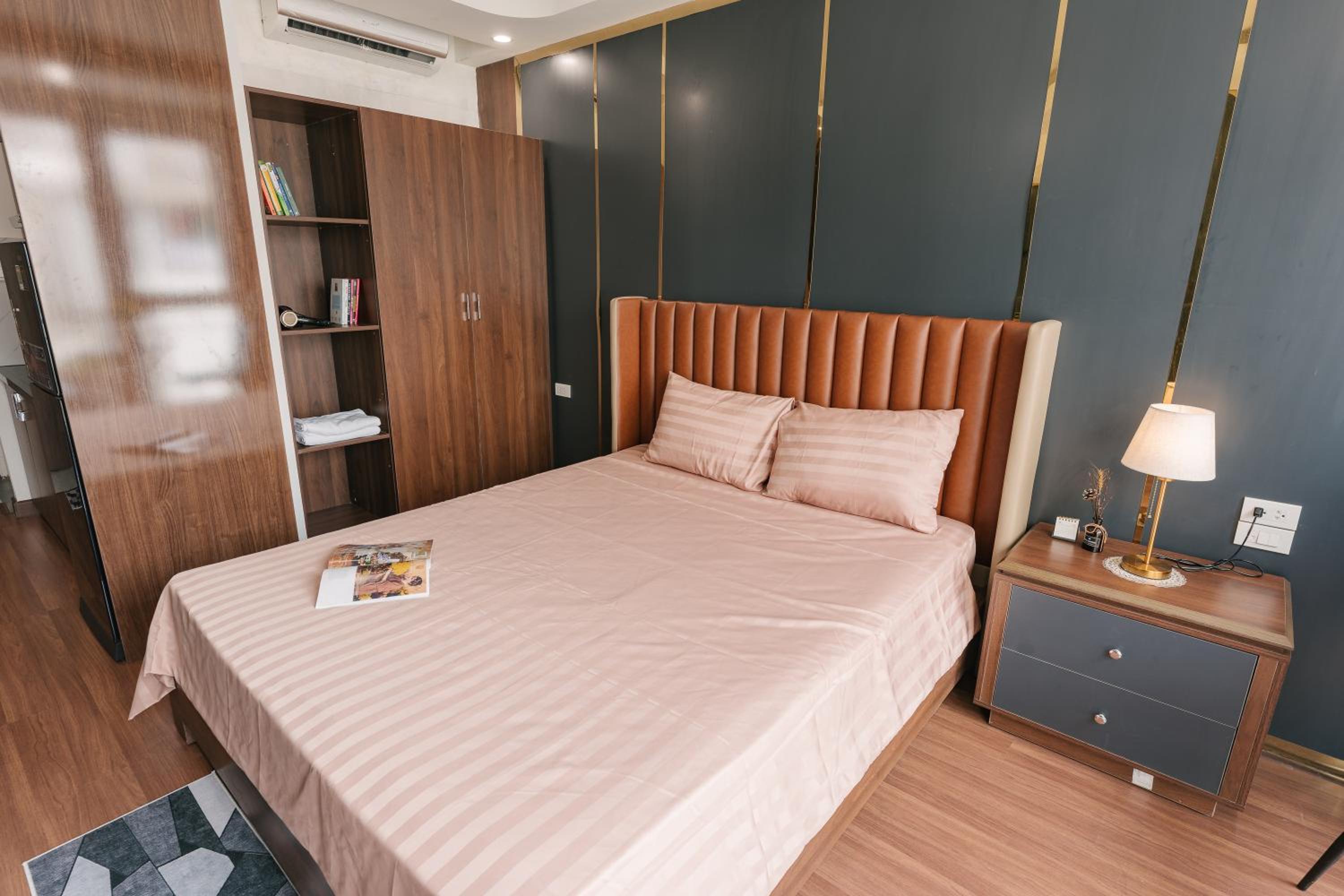 Oikia Apartment