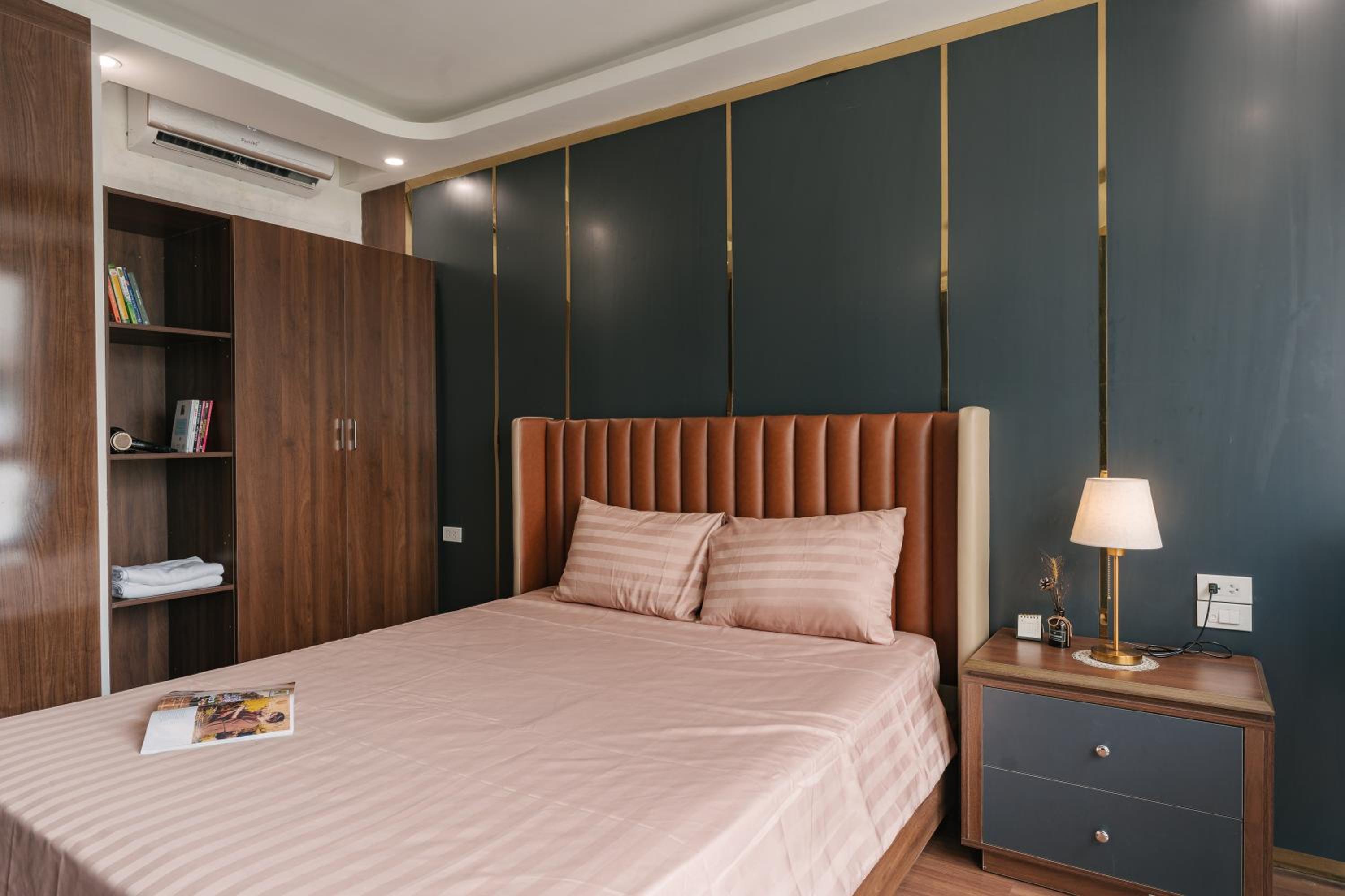 Oikia Apartment