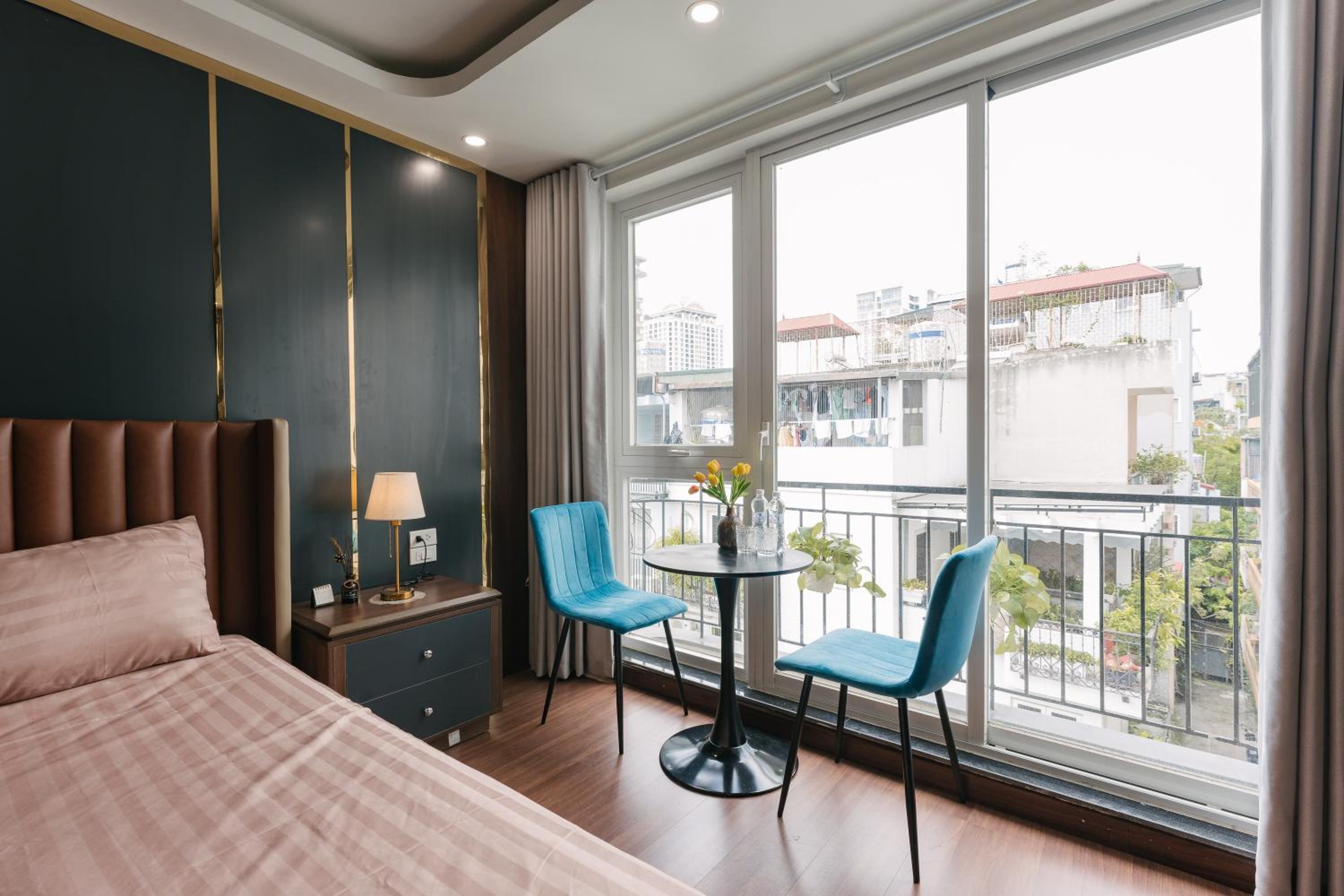 Oikia Apartment