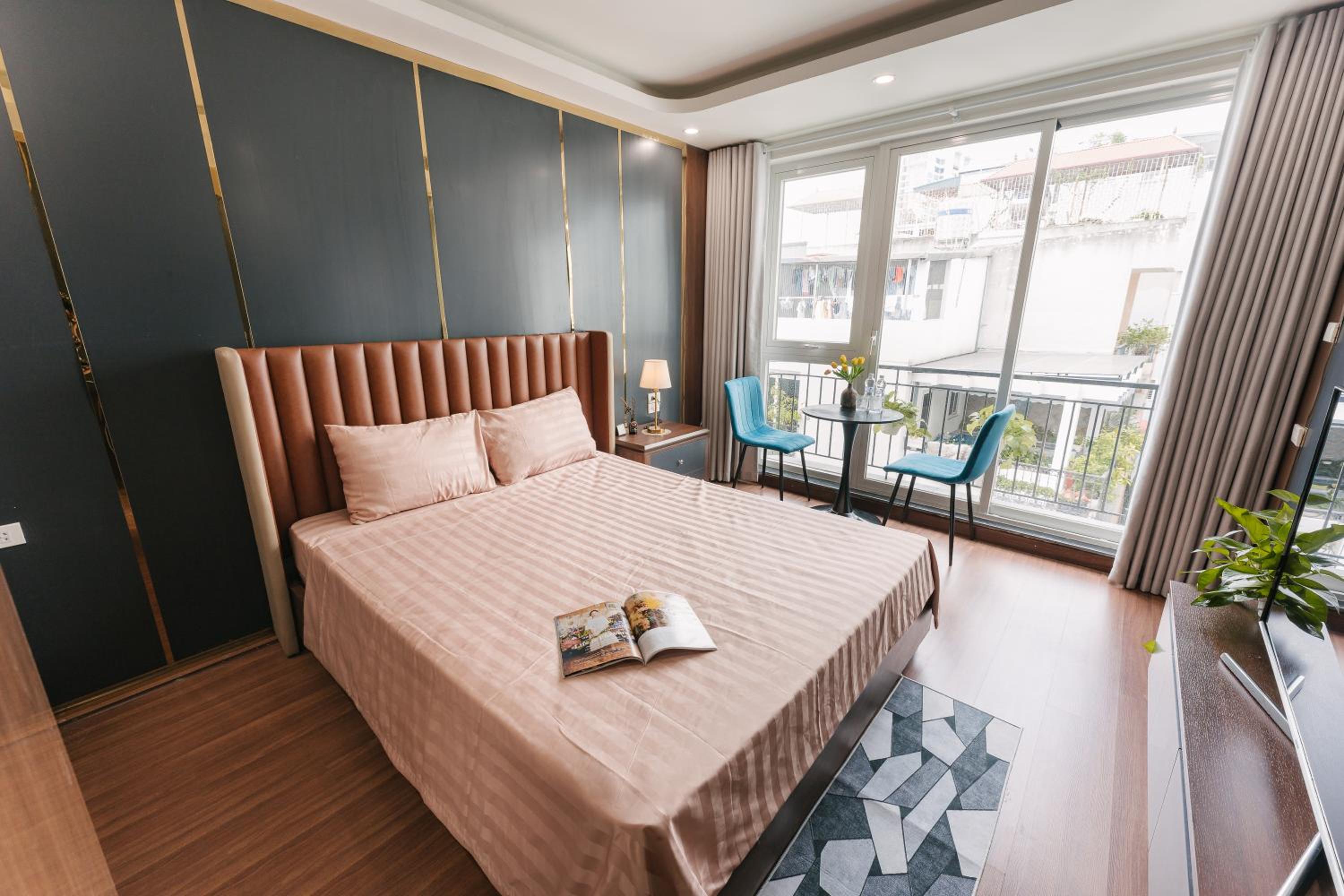 Oikia Apartment