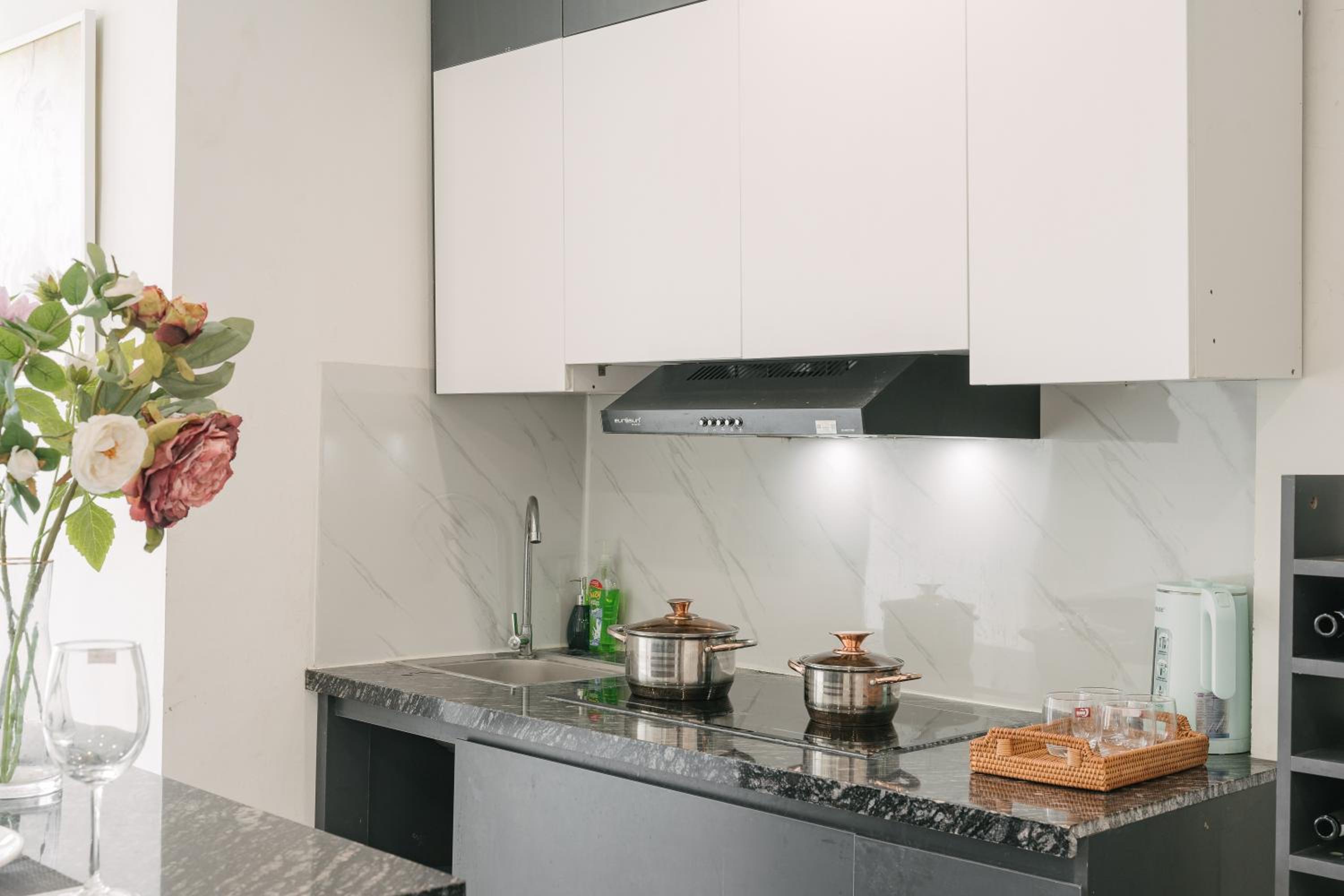 Oikia Apartment