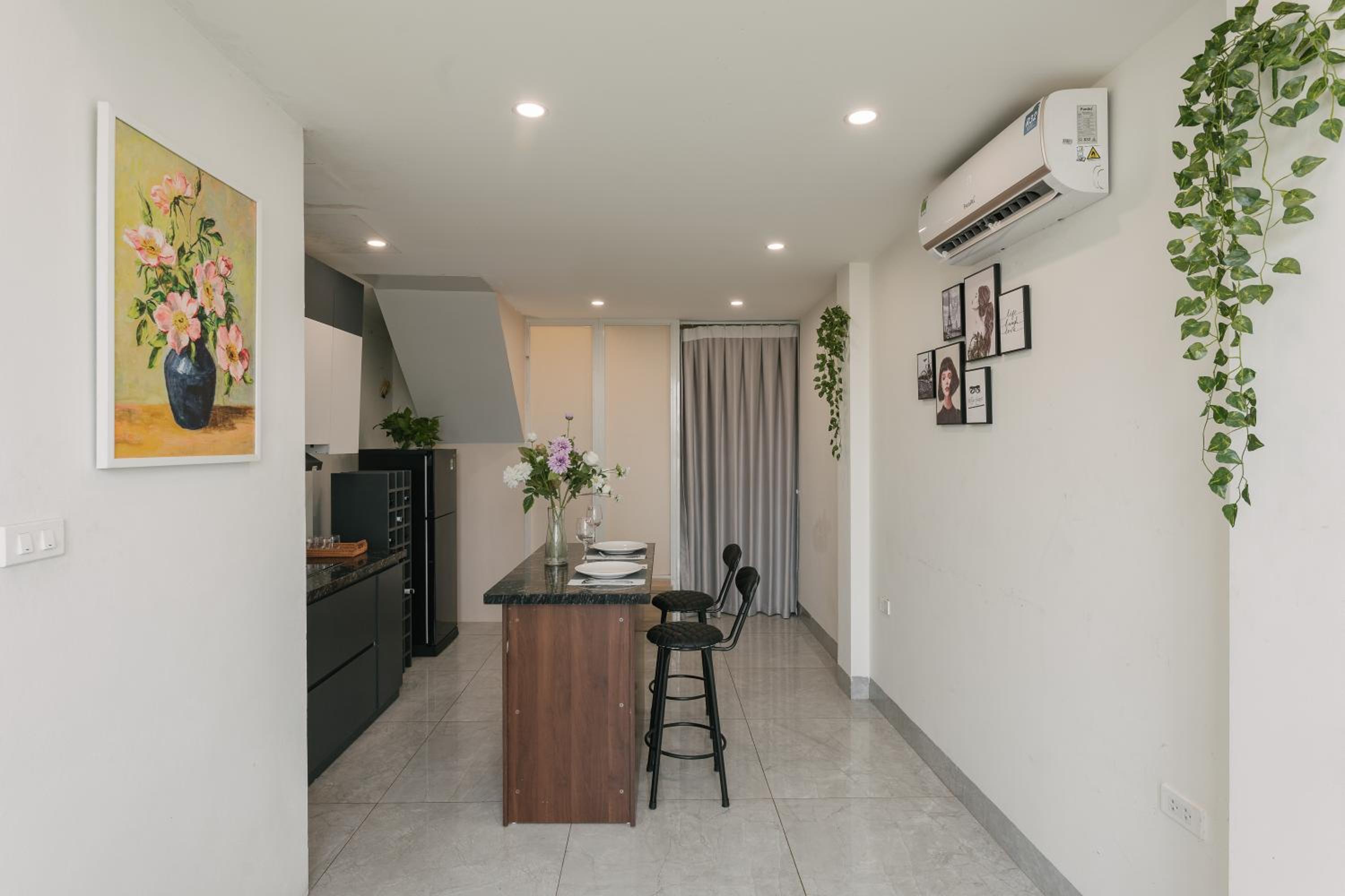 Oikia Apartment