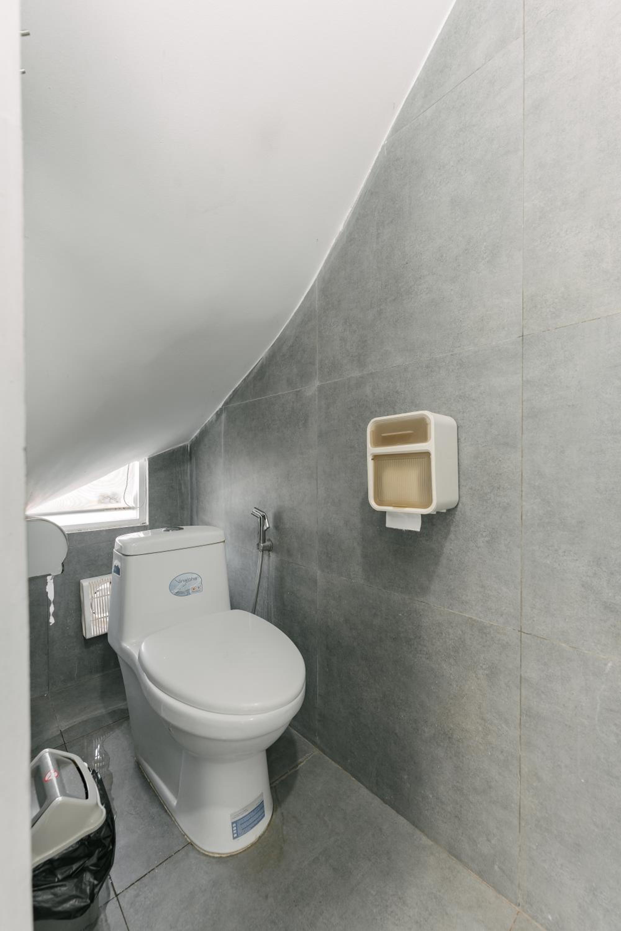 Oikia Apartment
