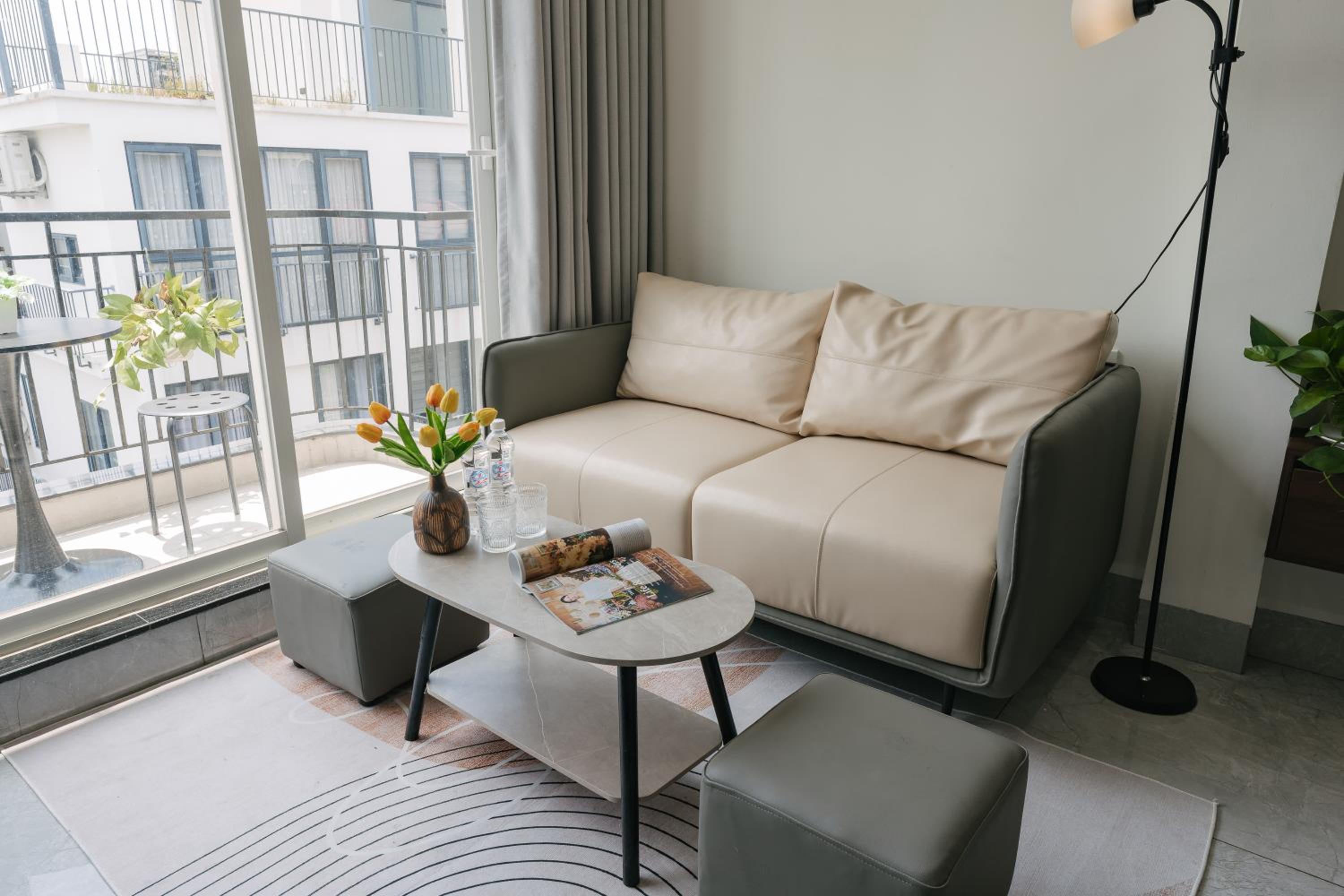 Oikia Apartment