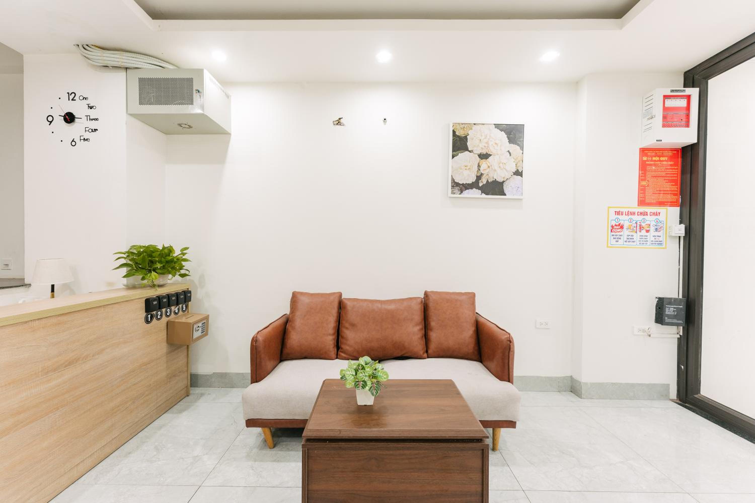 Oikia Apartment