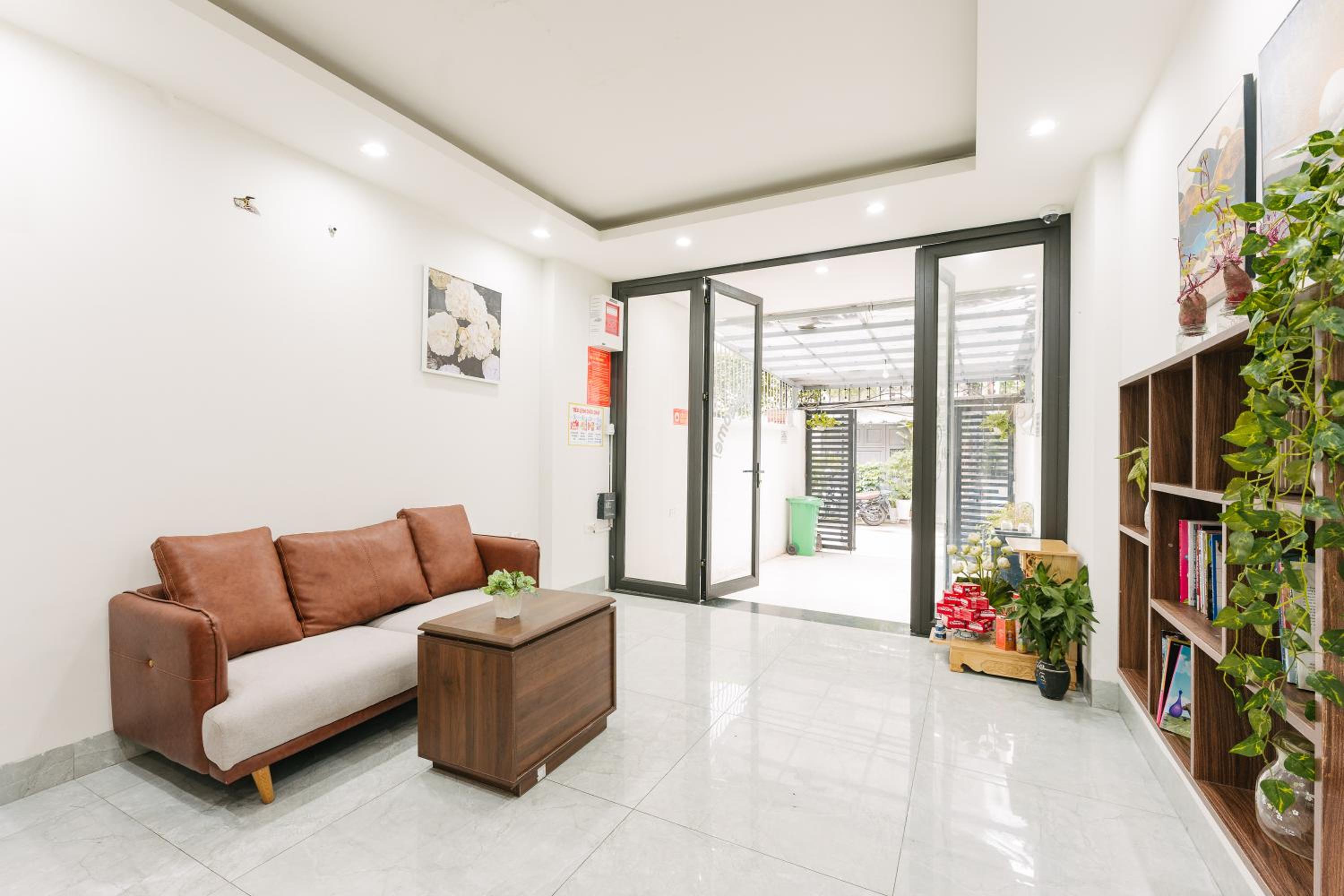 Oikia Apartment