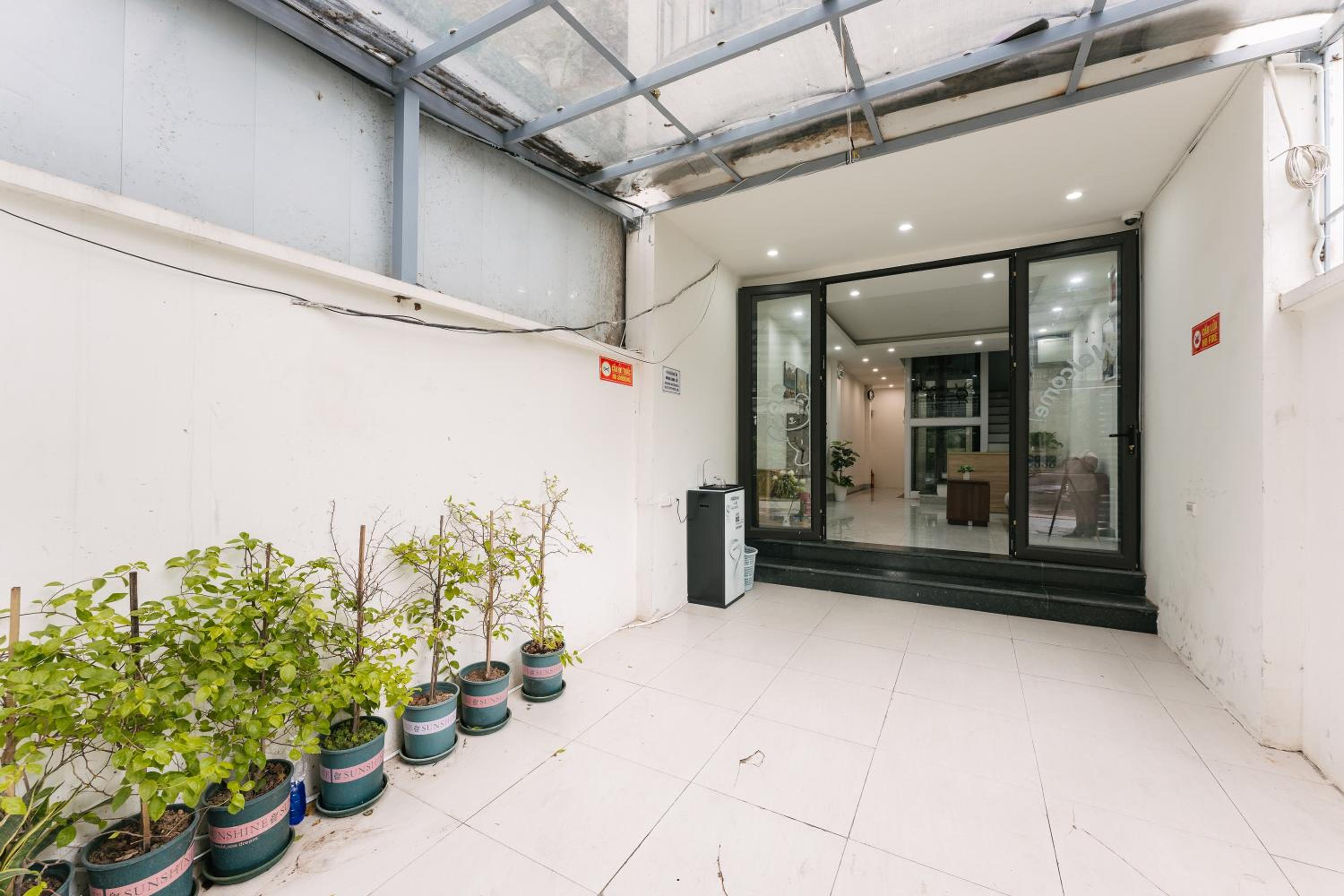 Oikia Apartment