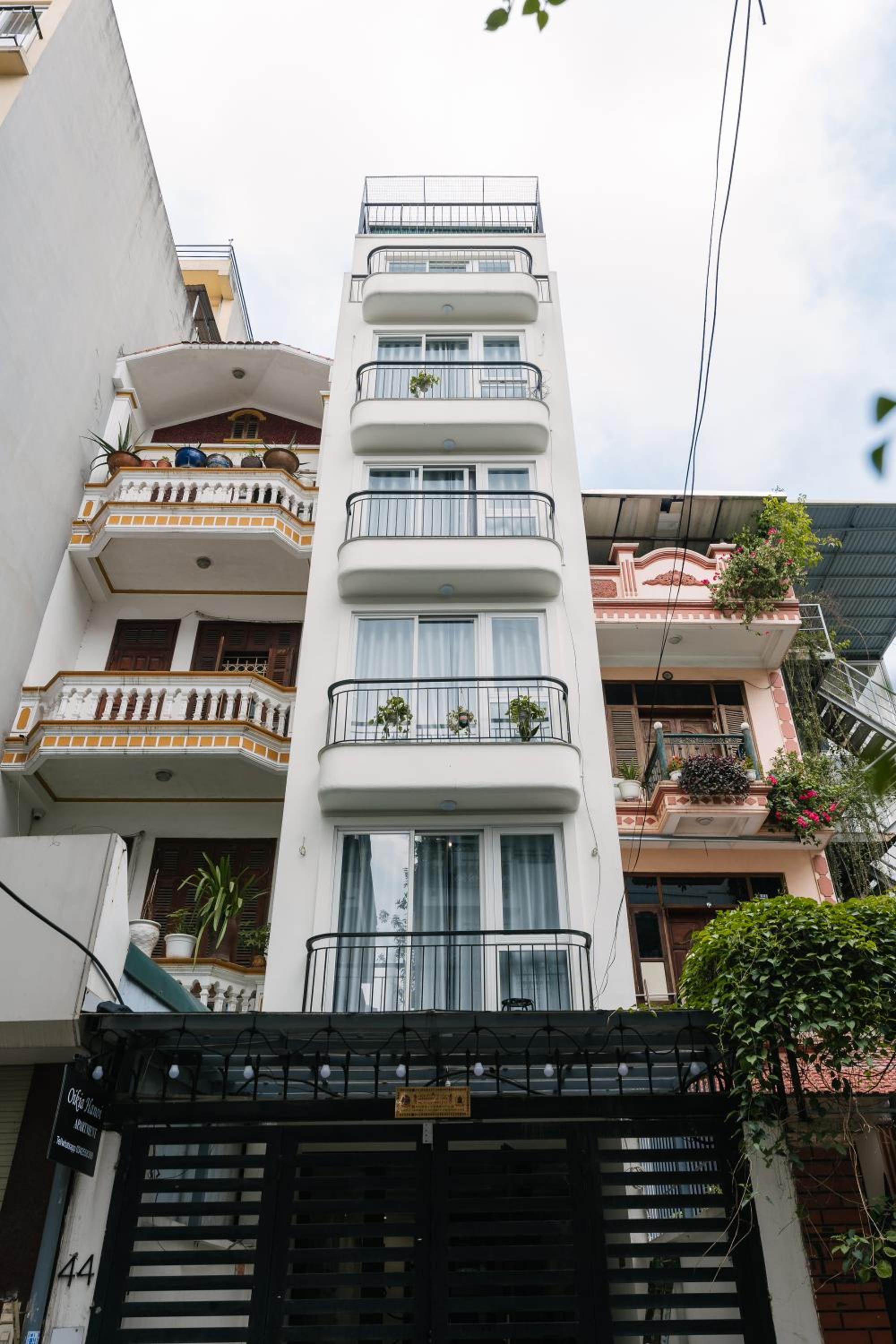 Oikia Apartment