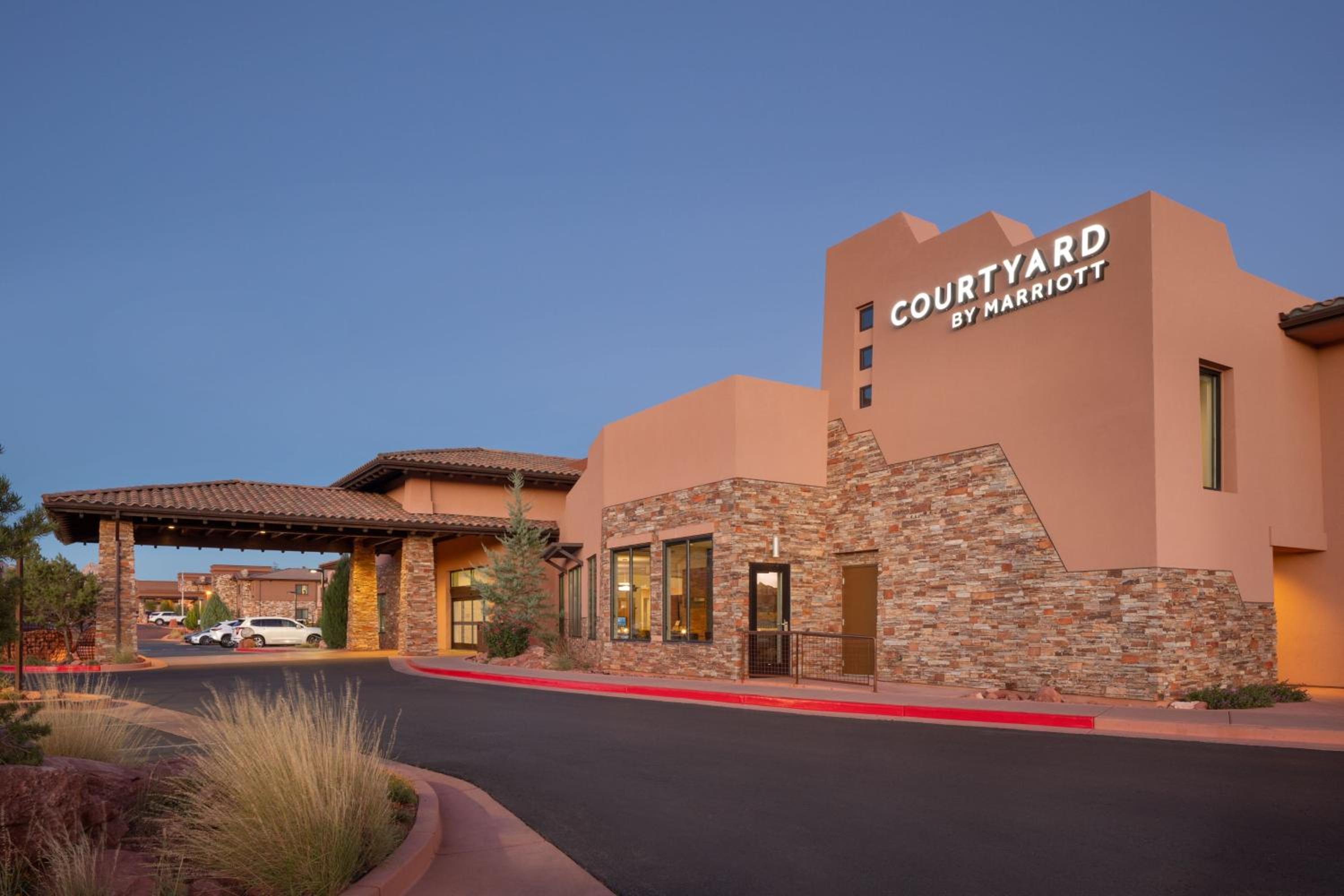 Sedona Vacations - Courtyard by Marriott Sedona - Property Image 44