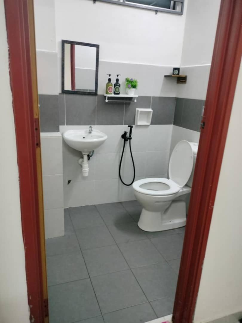 Homestay Budget Kuala Terengganu Tulipsia House photo 6