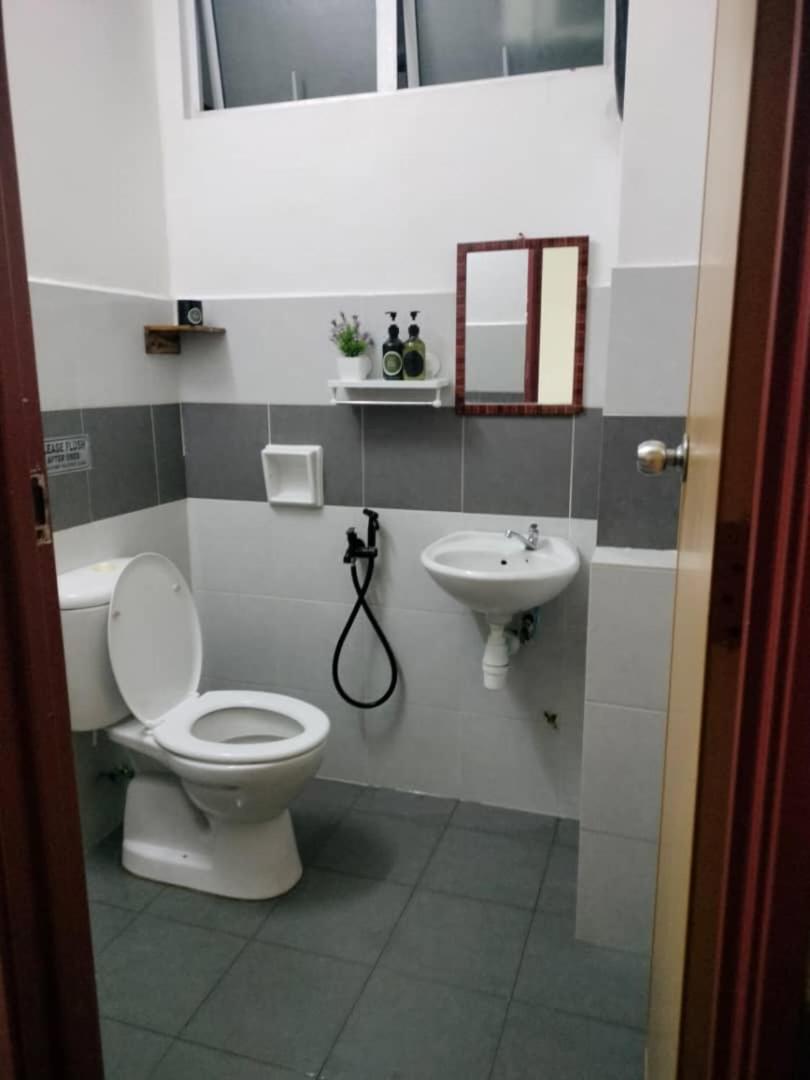 Homestay Budget Kuala Terengganu Tulipsia House photo 5