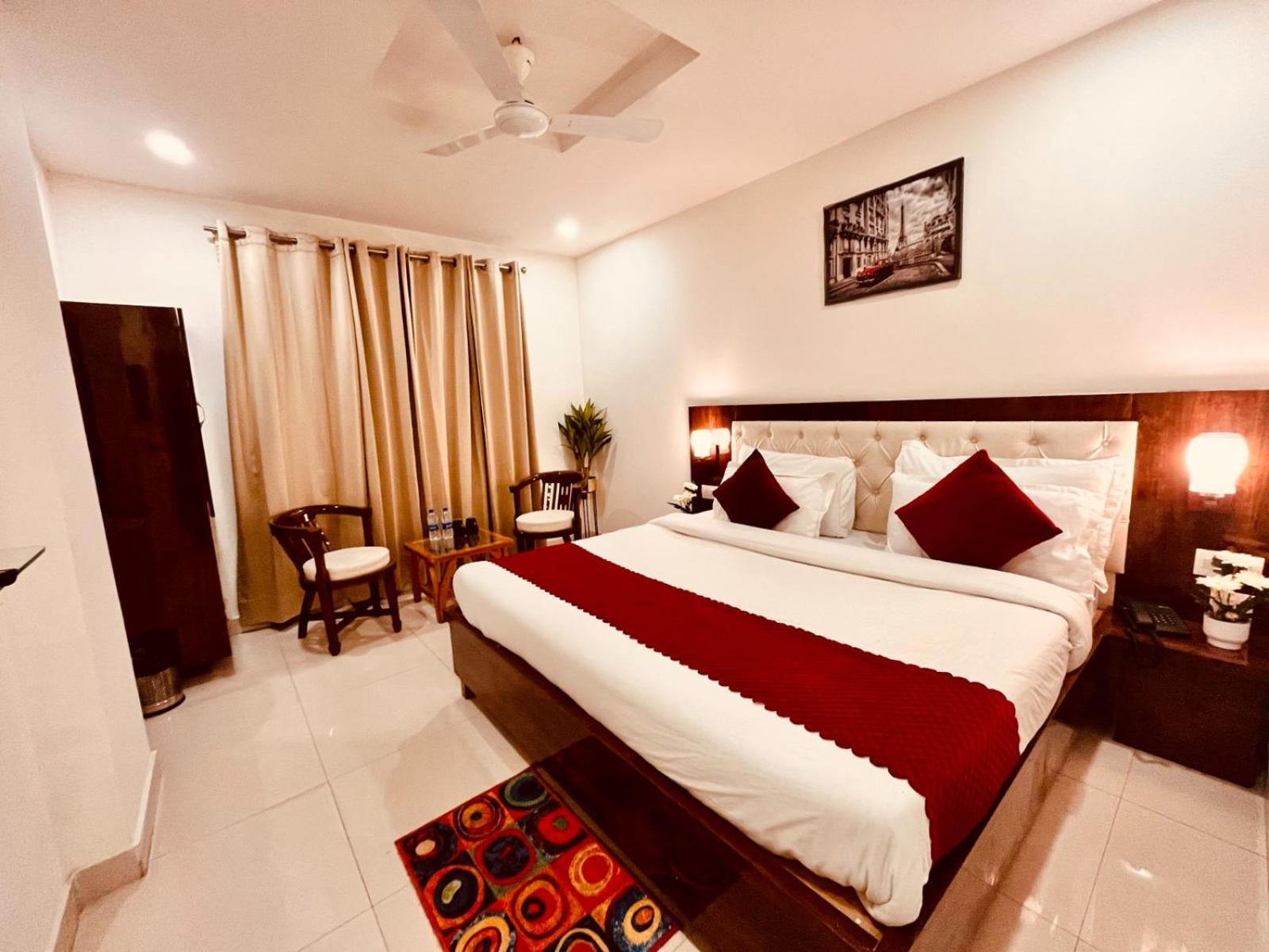 Hotel The Pacific- A luxury Hotel In Haridwar view 4