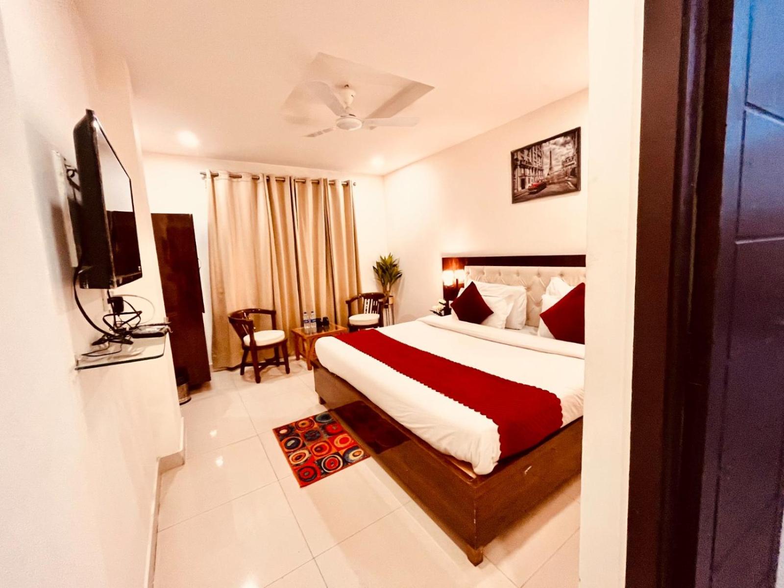 Hotel The Pacific- A luxury Hotel In Haridwar view 5