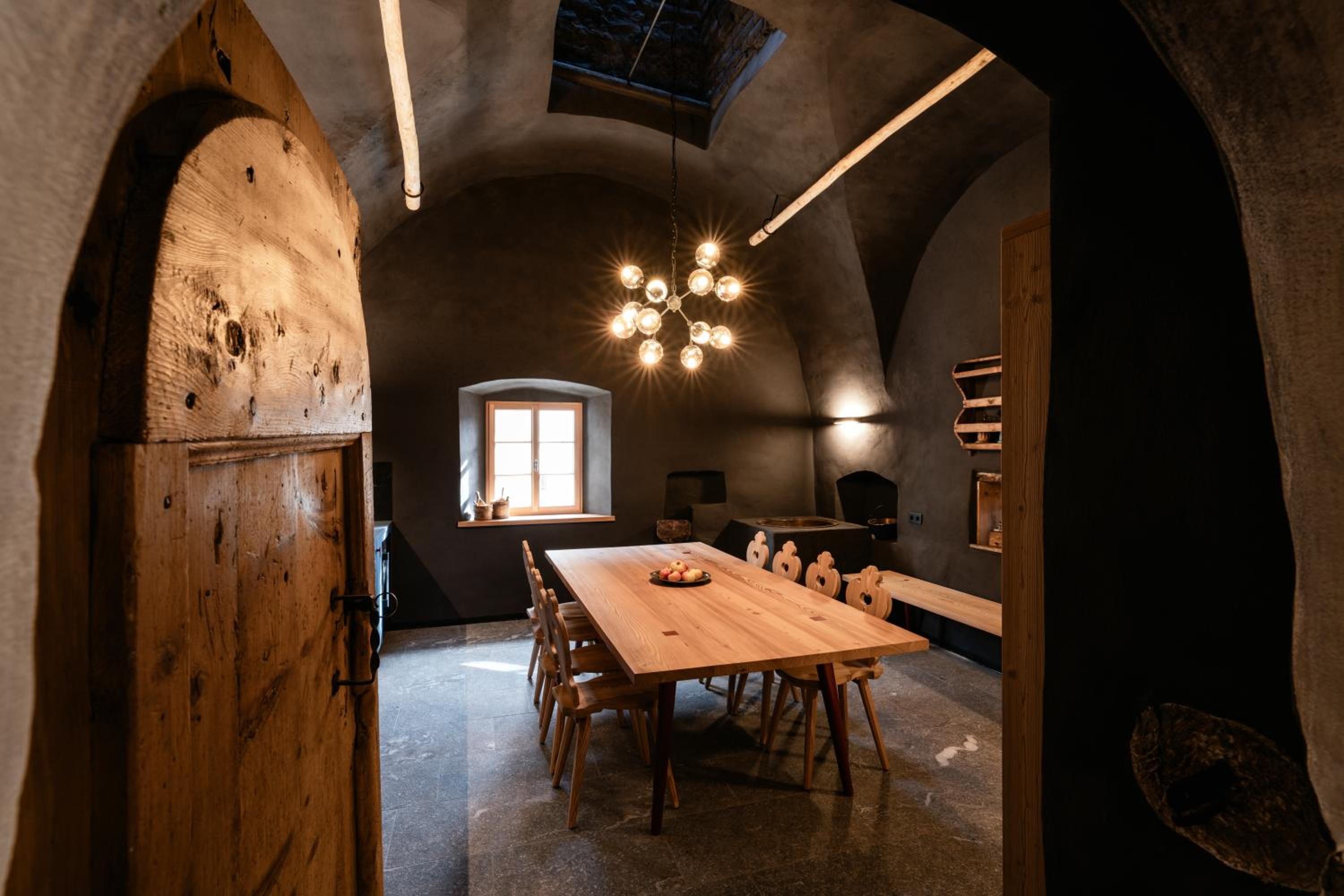 OBERBUCHFELDER historic farmhouse