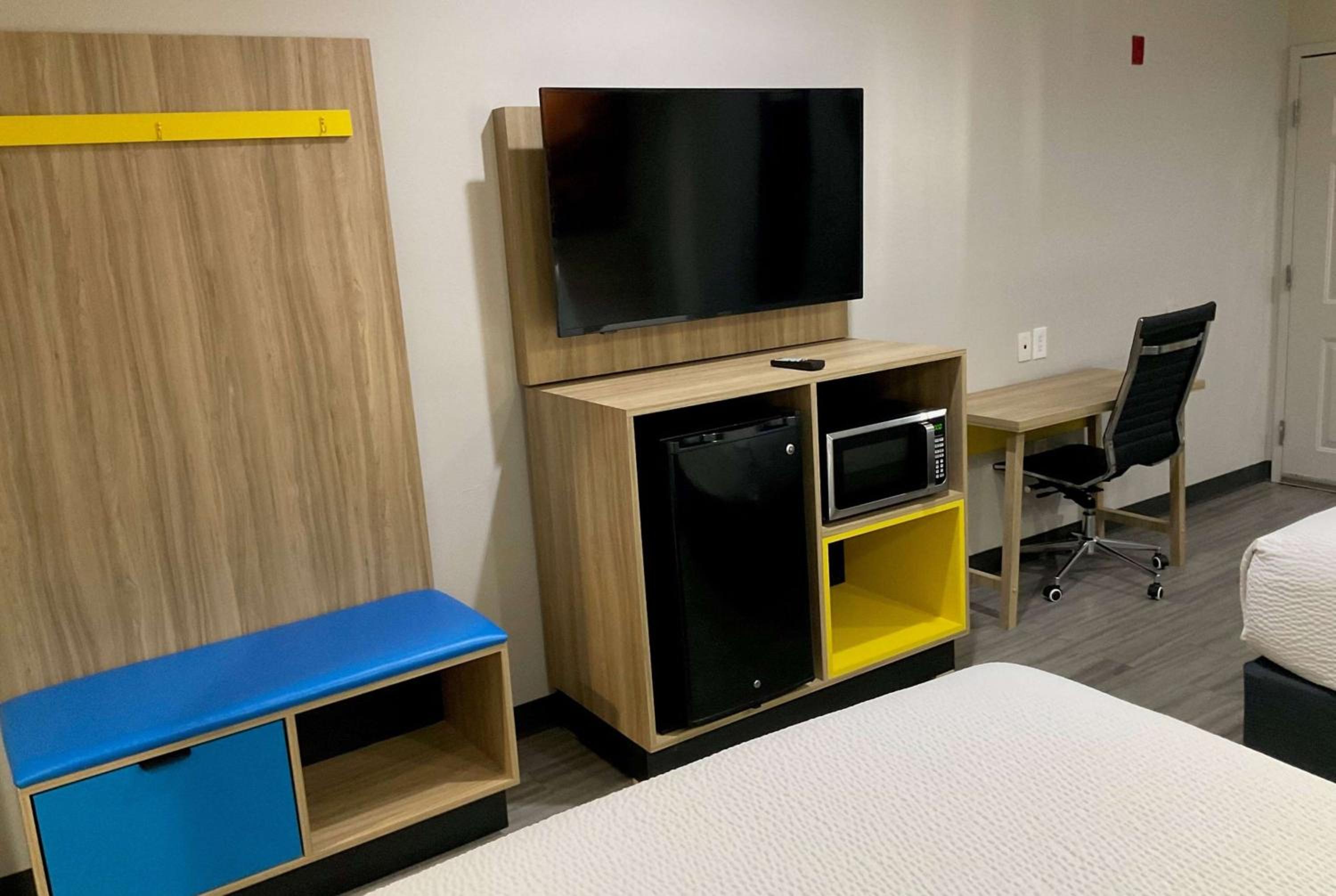 Days Inn by Wyndham Humble/Houston Intercontinental Airport - Property Image 57