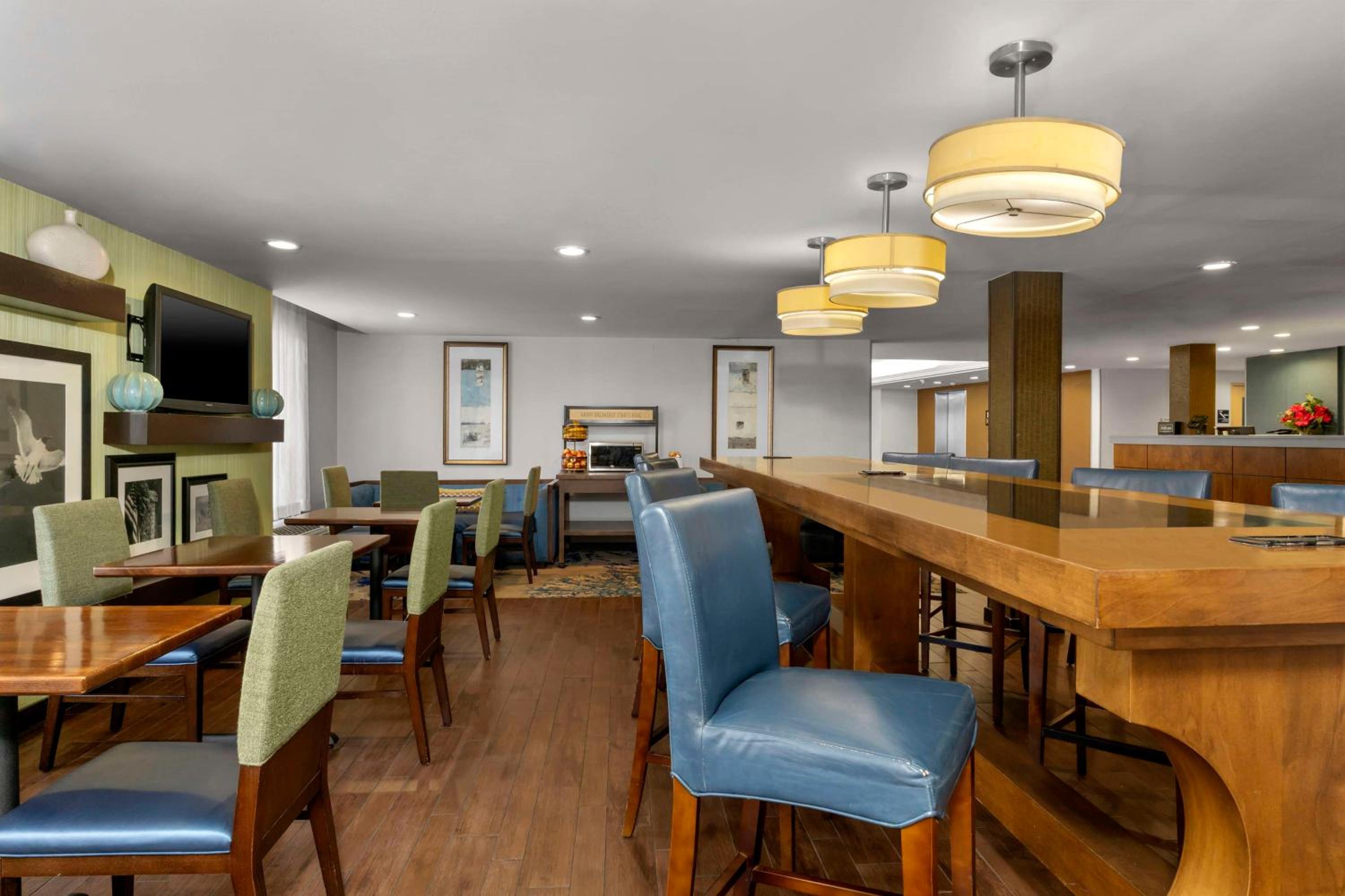 Milford Vacations - Hampton Inn by Hilton Milford - Property Image 29