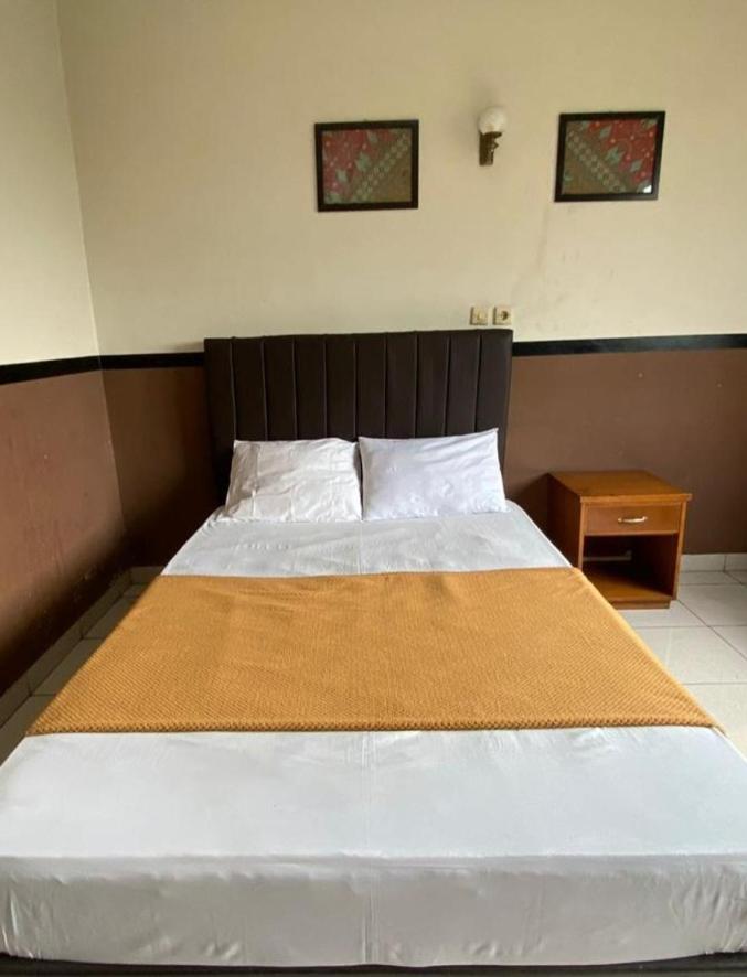 Handayani Hotel