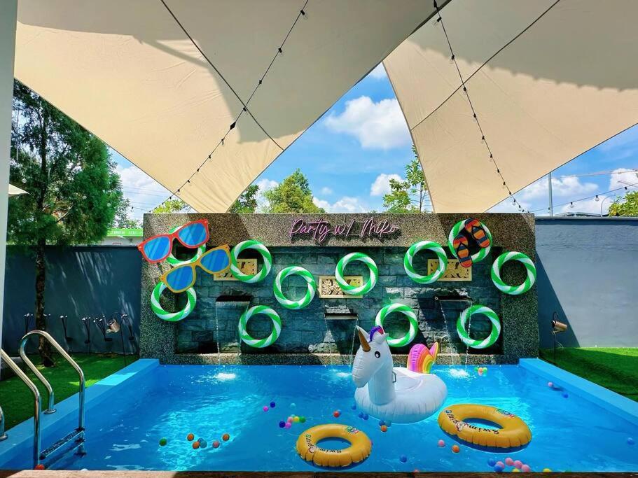 Private Pool Modern Holiday Home Mount Austin JB