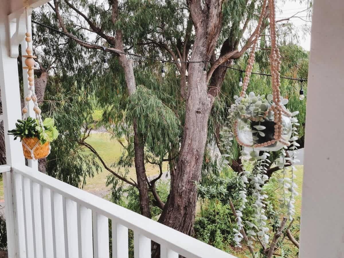 Beachfront Bliss, waterfront Geographe bay