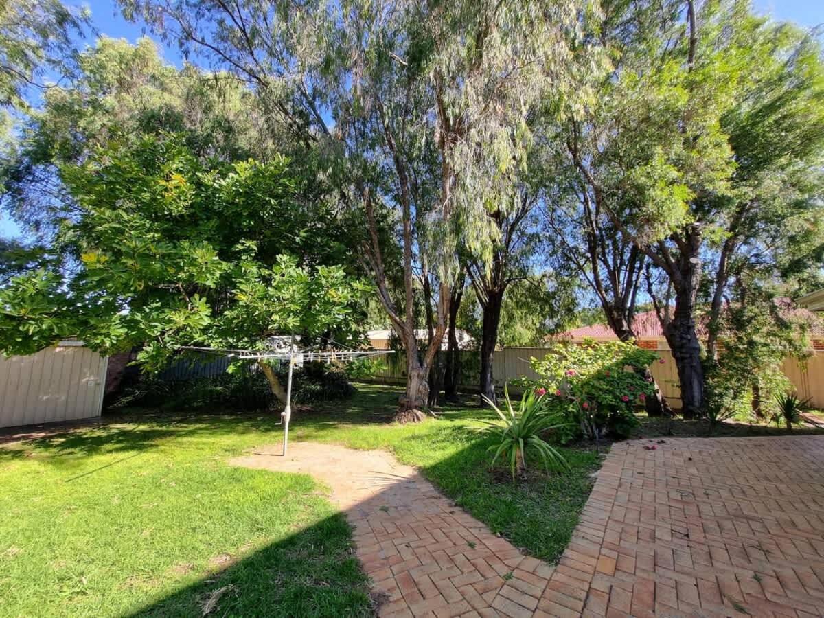 Beachfront Bliss, waterfront Geographe bay