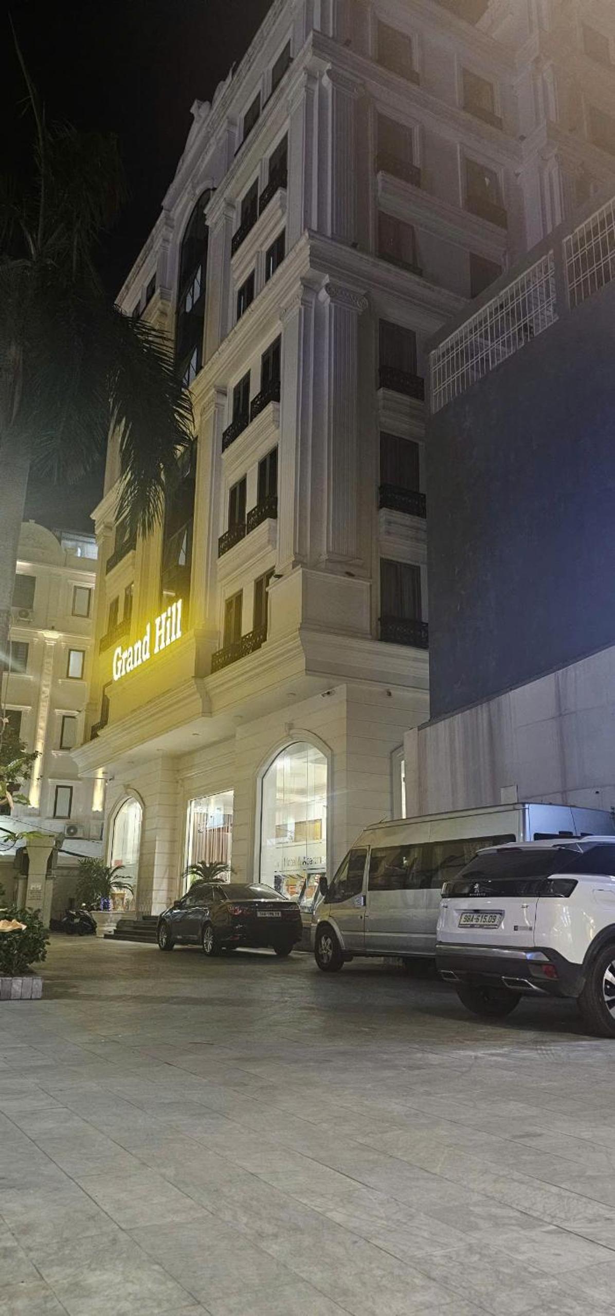 Grand Hill Hotel & Apartment view 2