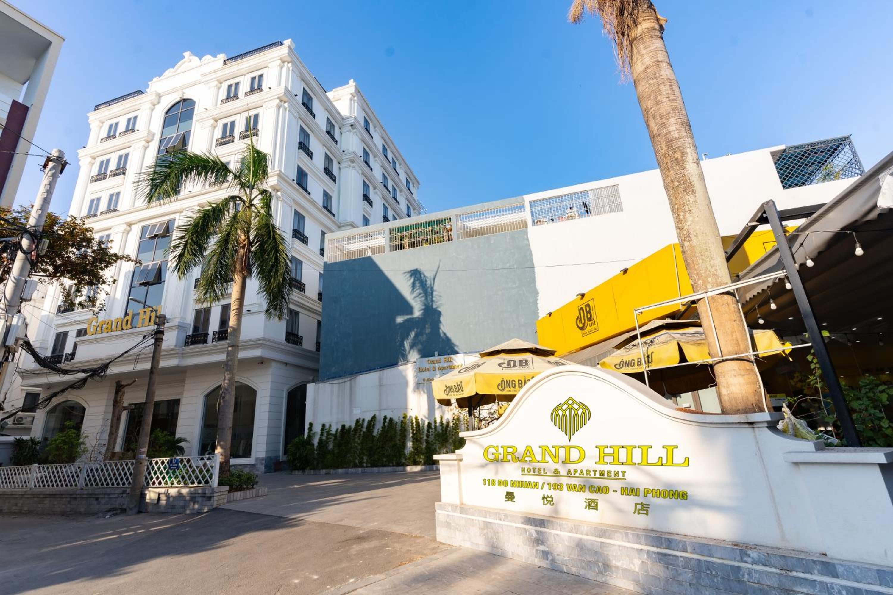 Grand Hill Hotel & Apartment view 3