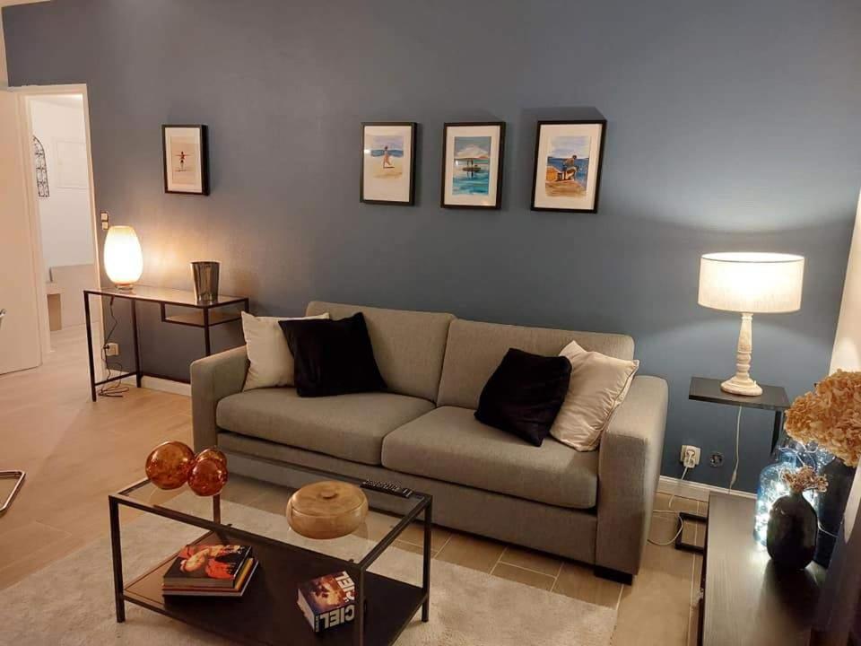 Elegant 2pcs Proche Bruxelles