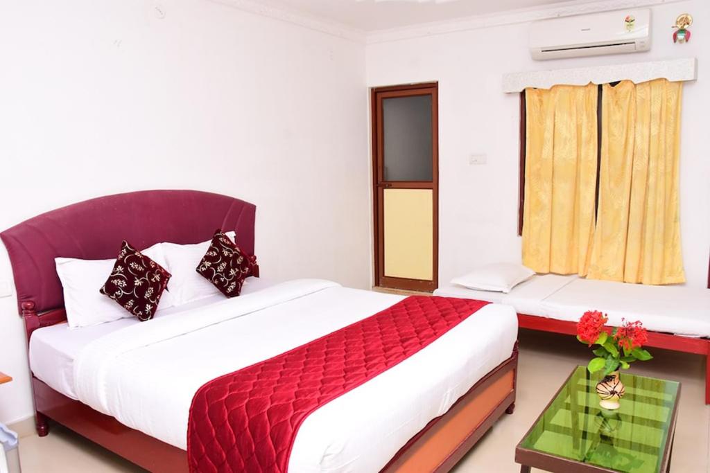 Thavika O Nila Resort & Convention Centre