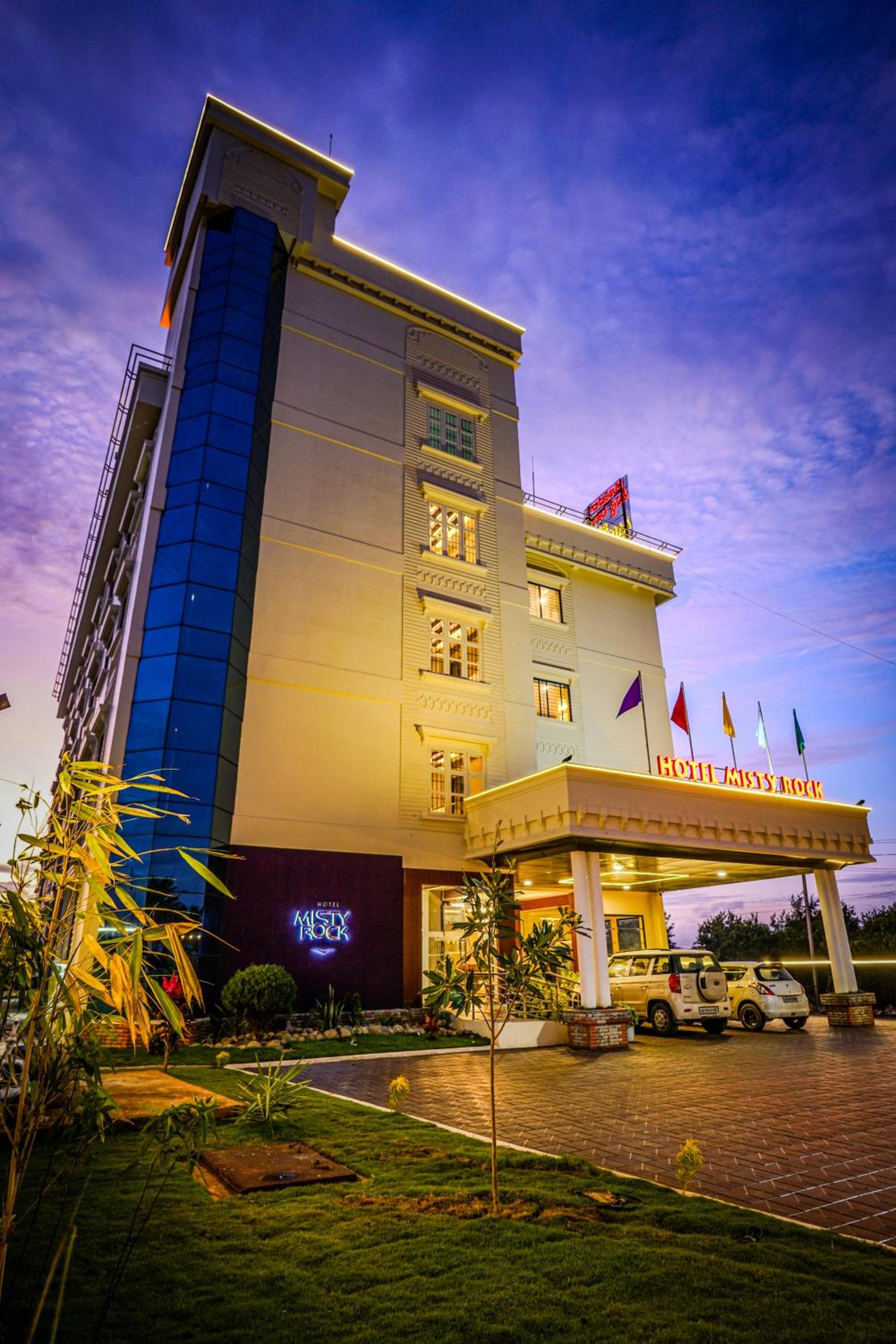 Misty Rock Hotels view 3