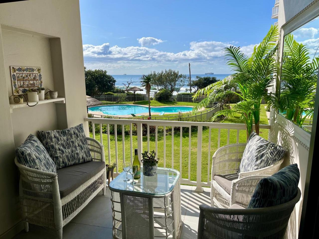The Umdloti Lighthouse Tripelx view 4