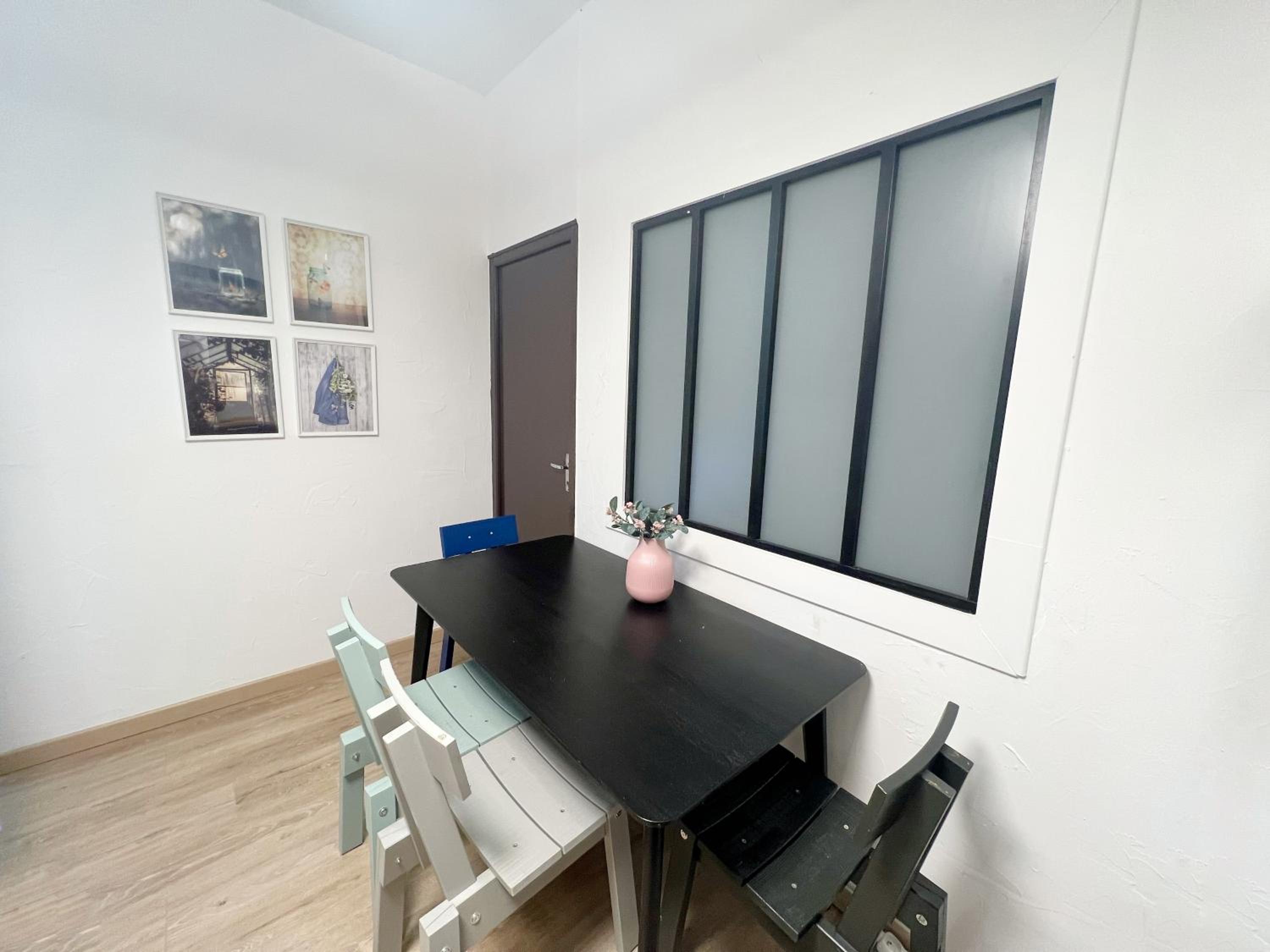 016 CHIC & COSY GRAND APPART MODERNE 65m2 HYPERCENTRE WIFI SMART TV NETFLIX