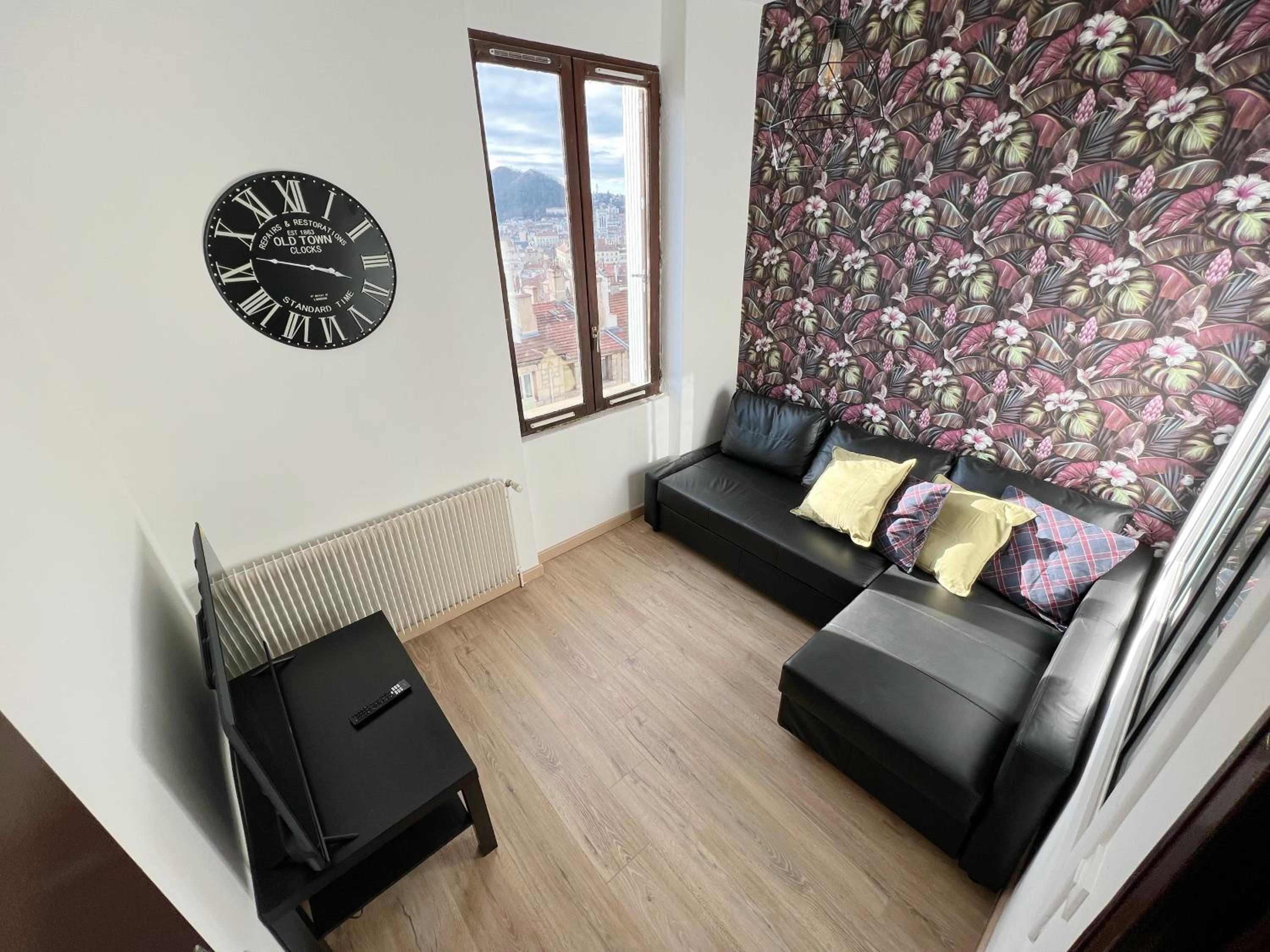 016 CHIC & COSY GRAND APPART MODERNE 65m2 HYPERCENTRE WIFI SMART TV NETFLIX
