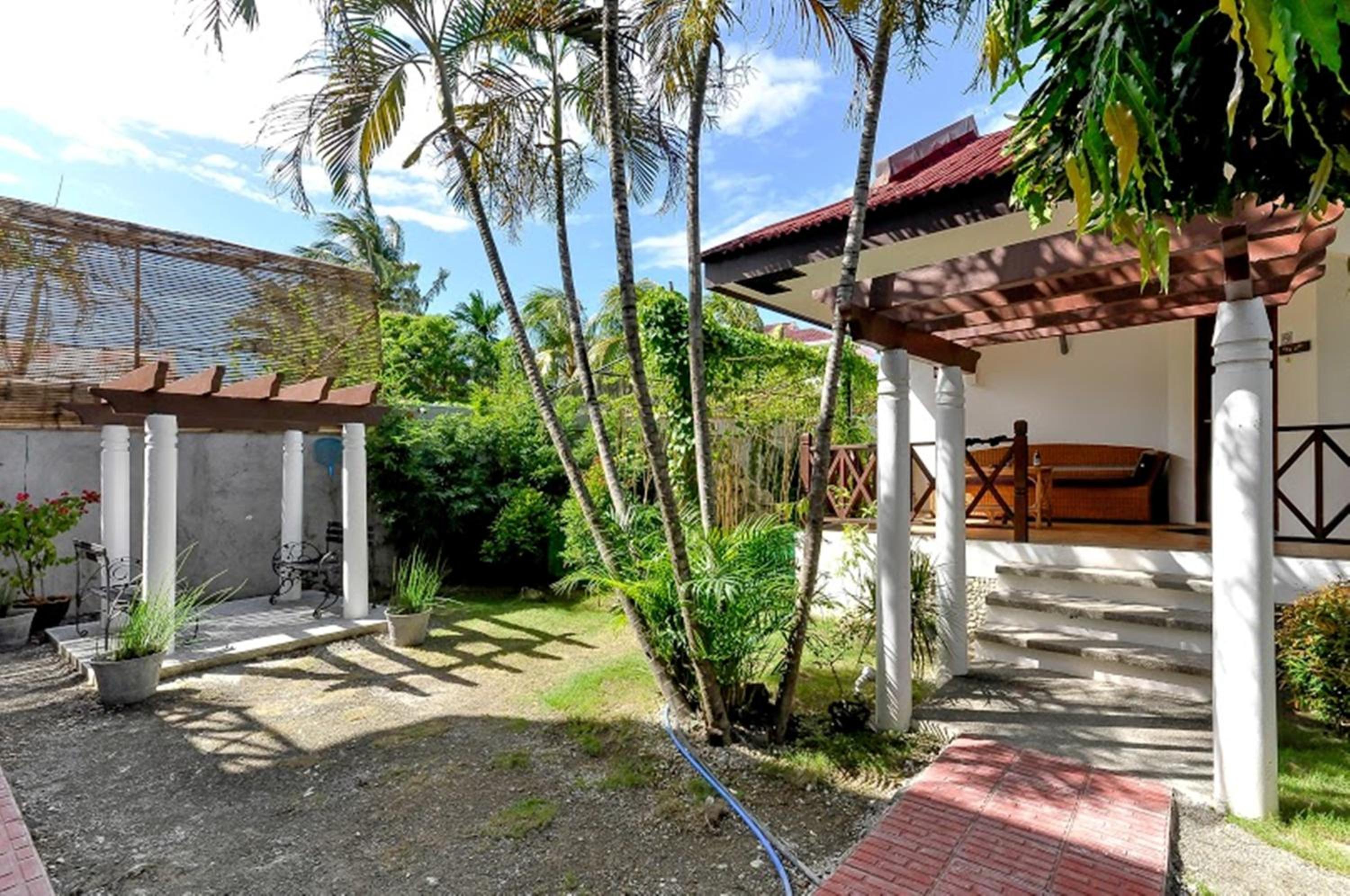 Nirvana Beach Resort