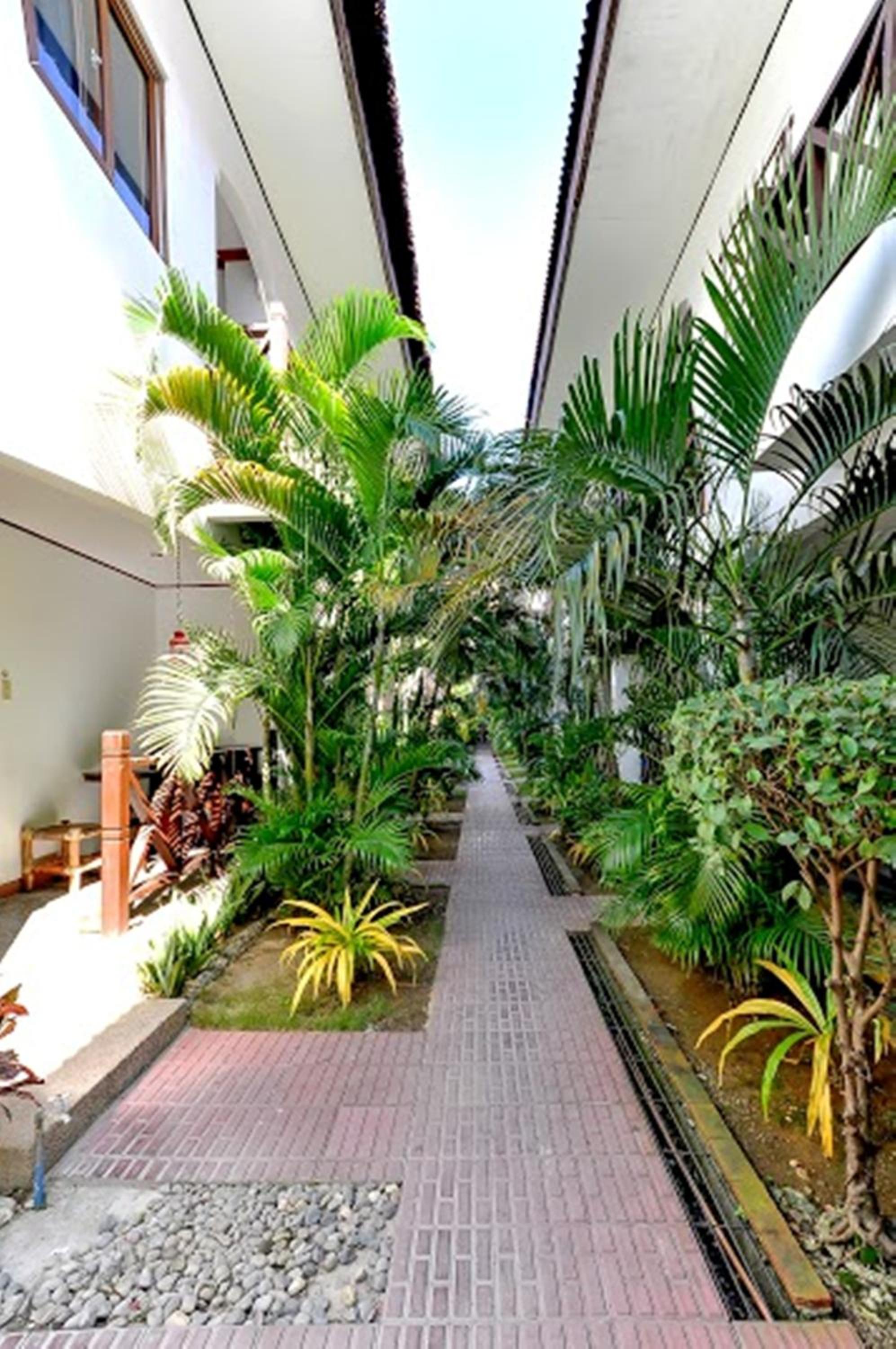 Nirvana Beach Resort