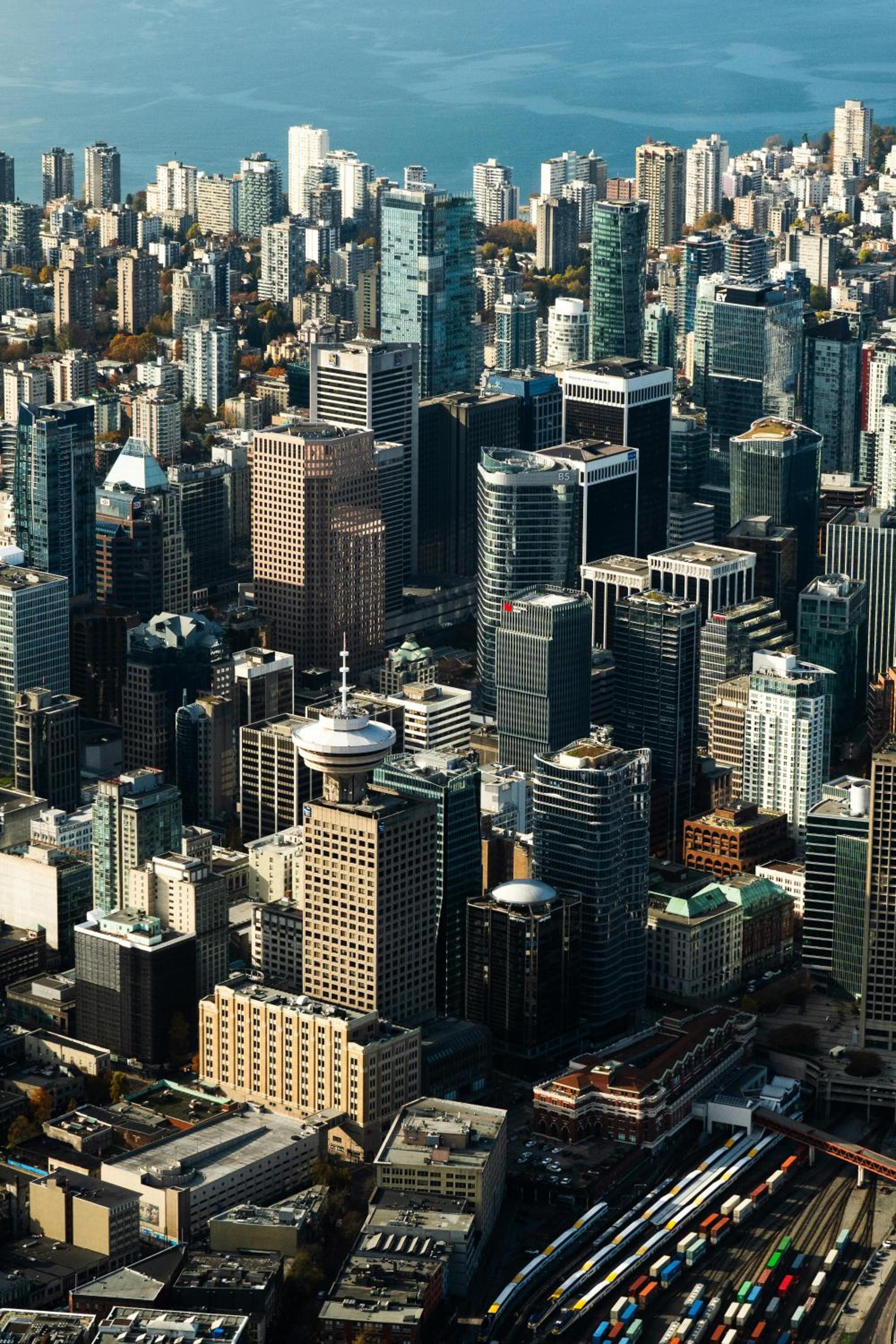 City Retreat With Views in the Heart of Downtown