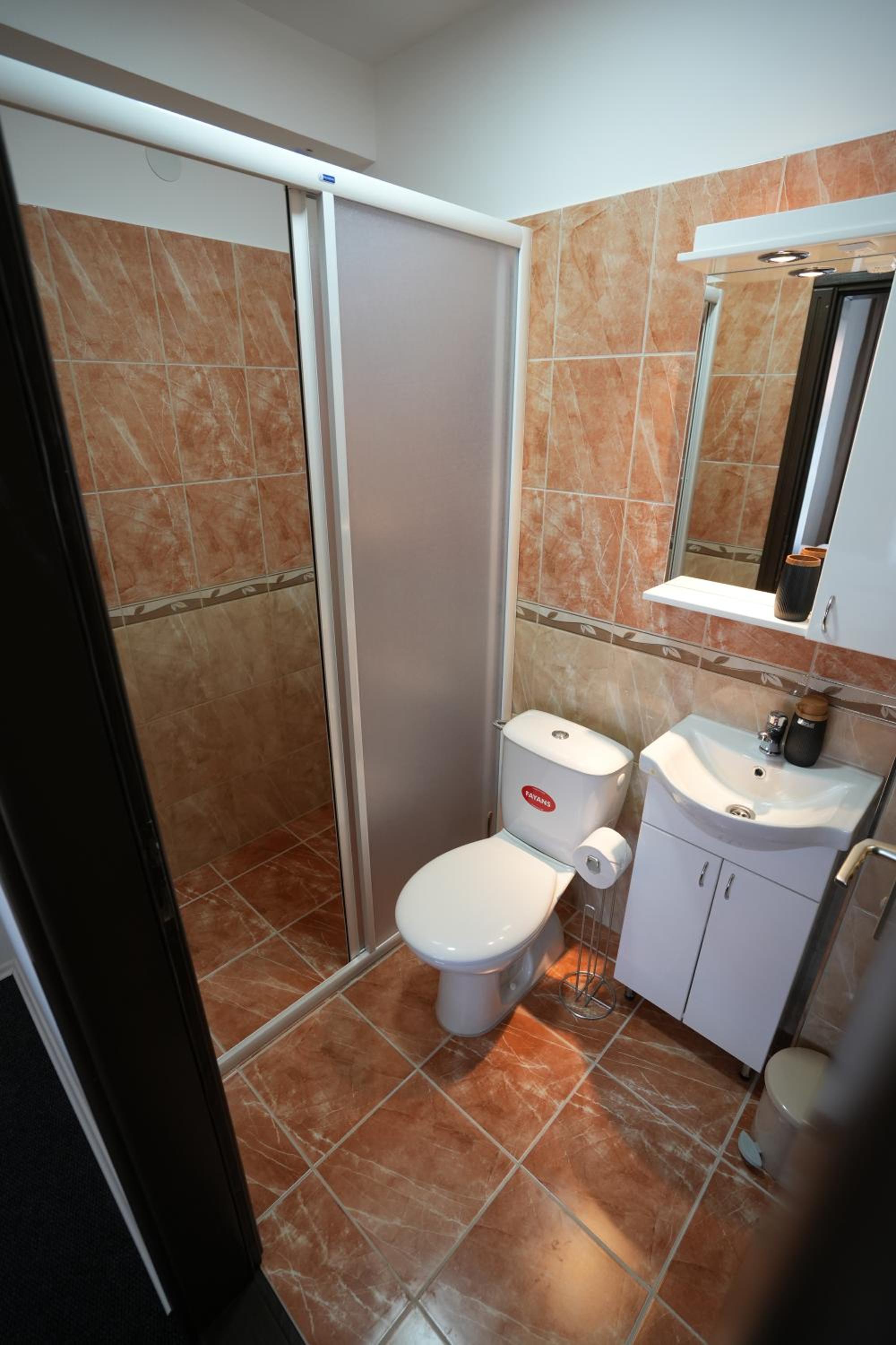 Photo 11