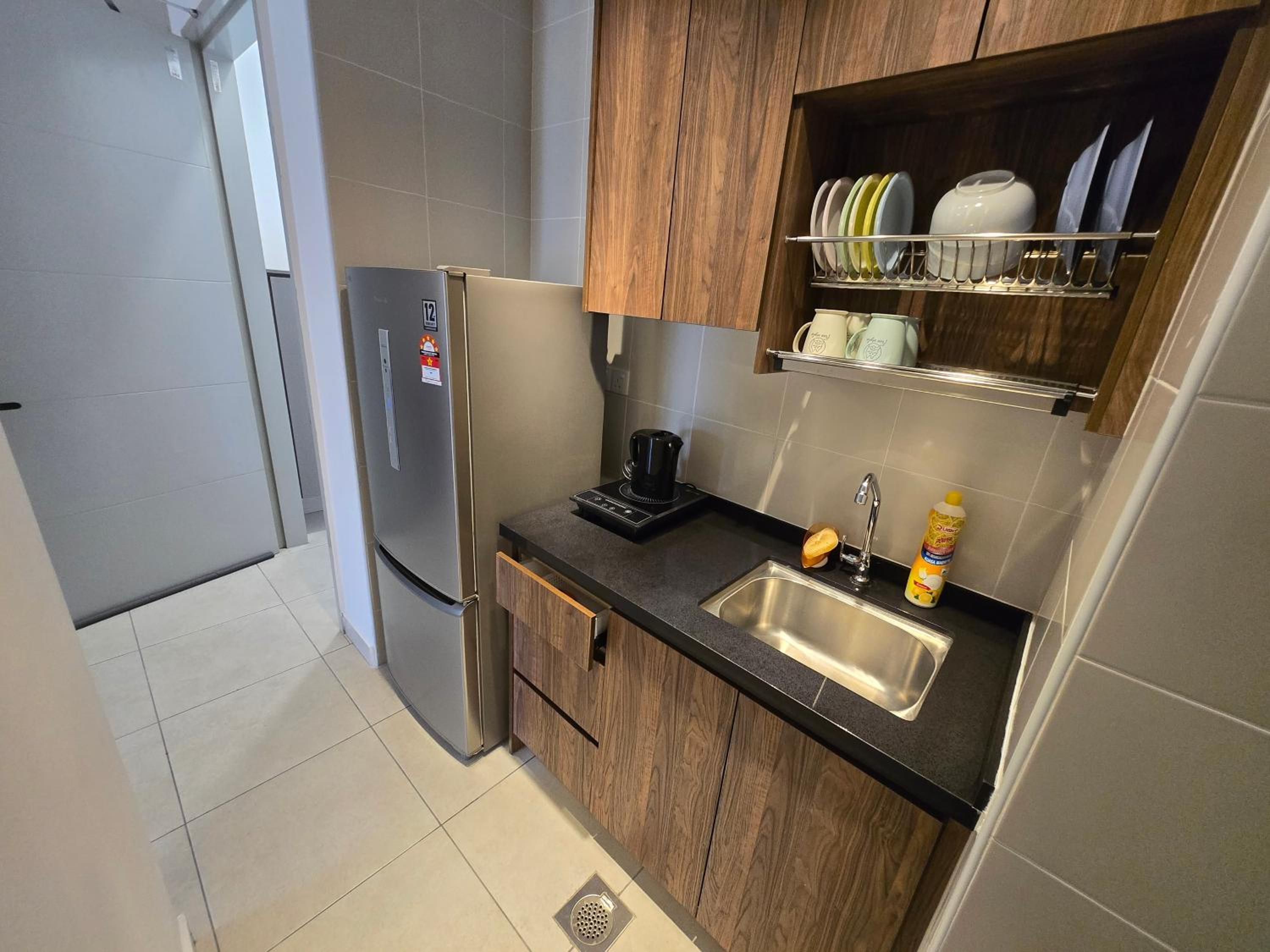 Cozy 2 bedrooms 4 pax Menjalara Near Desa Park City
