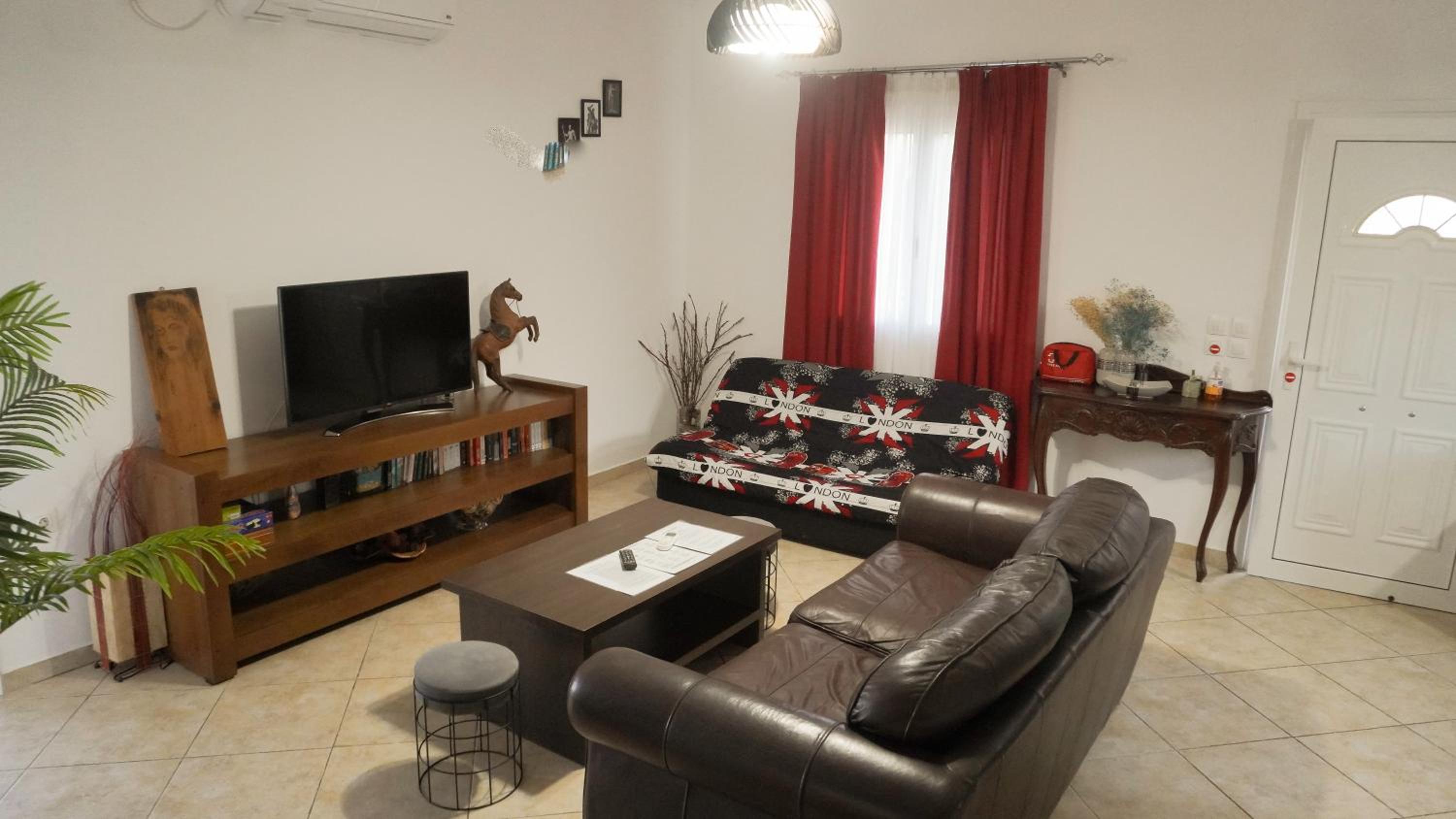Konstantinos holidays house