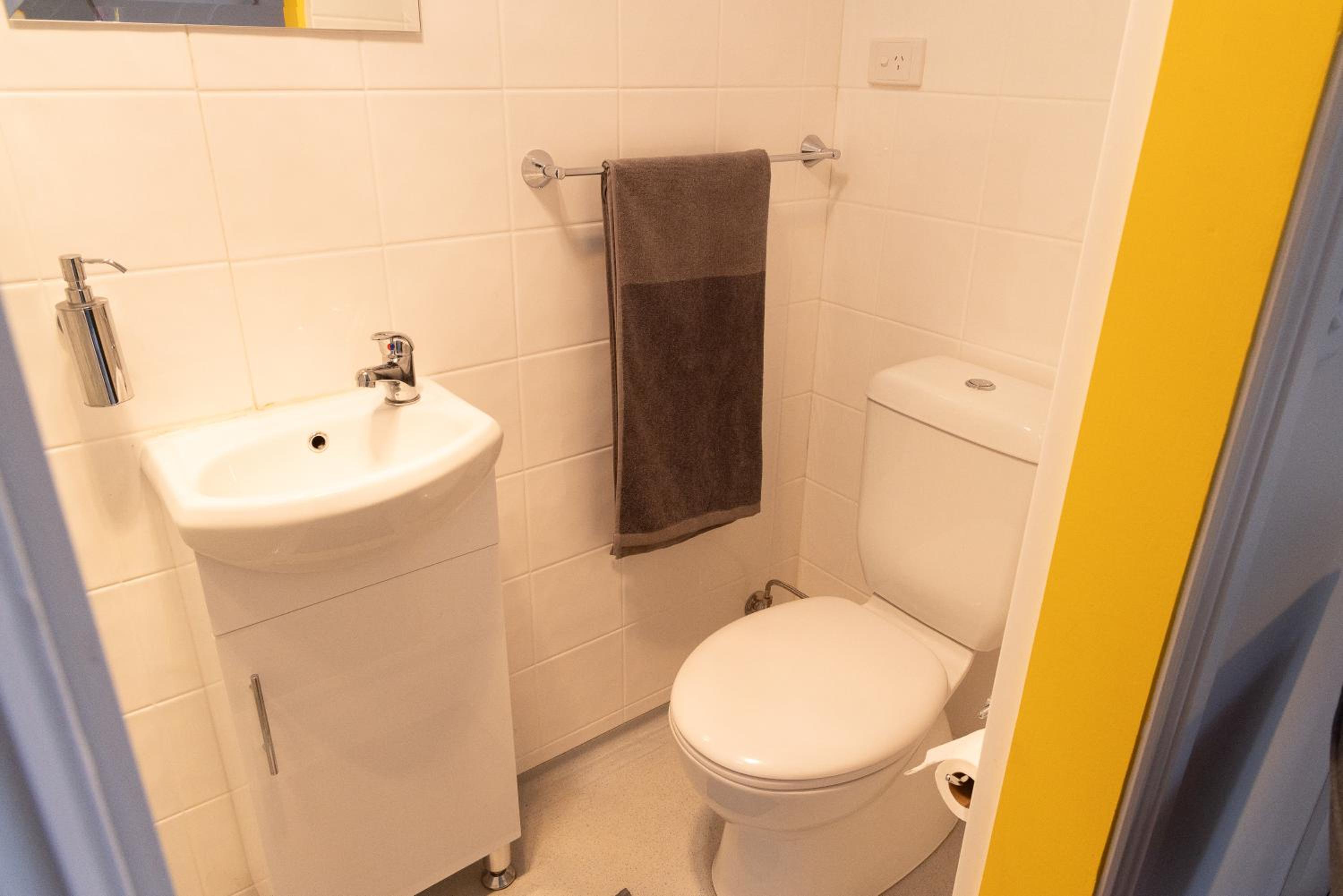 Cosy and Pet Friendly Blackheath Studio 2