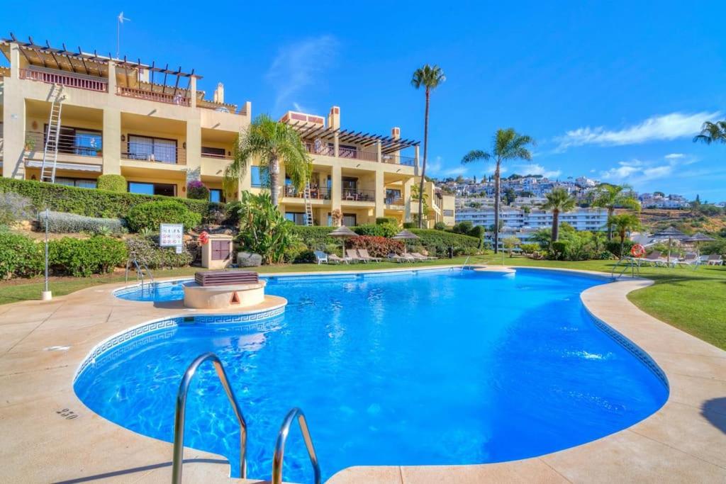 La vie en Rose - Sea Views Flat