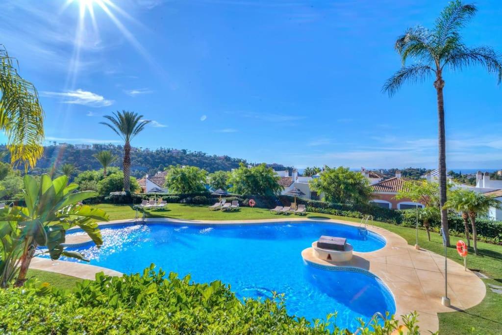 La vie en Rose - Sea Views Flat