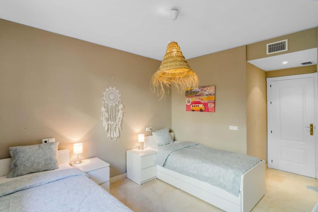 La vie en Rose - Sea Views Flat