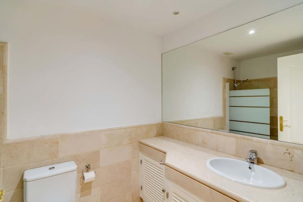 La vie en Rose - Sea Views Flat