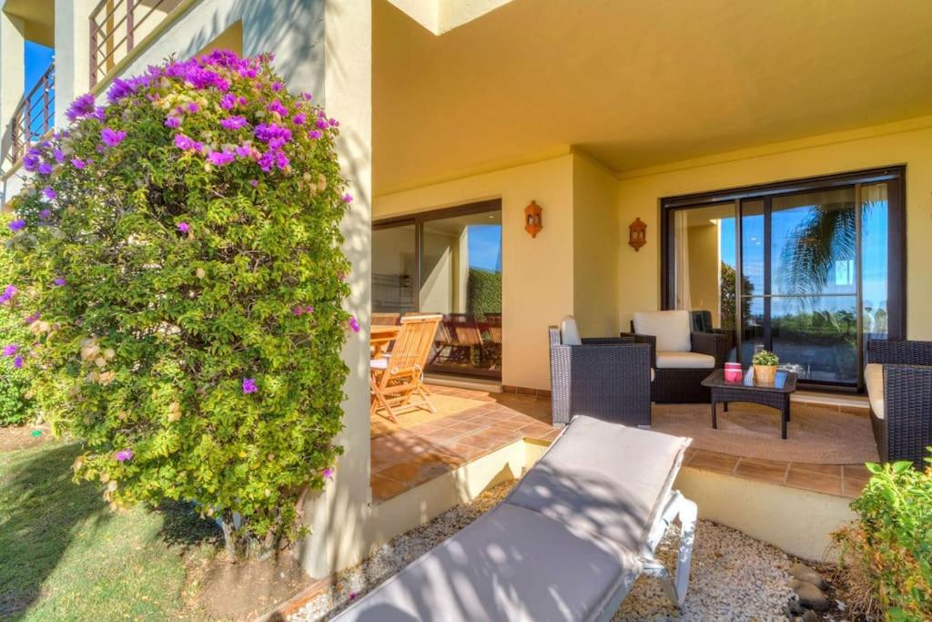 La vie en Rose - Sea Views Flat