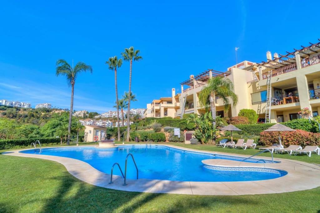 La vie en Rose - Sea Views Flat
