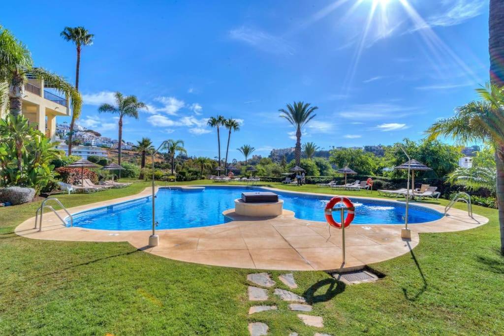 La vie en Rose - Sea Views Flat