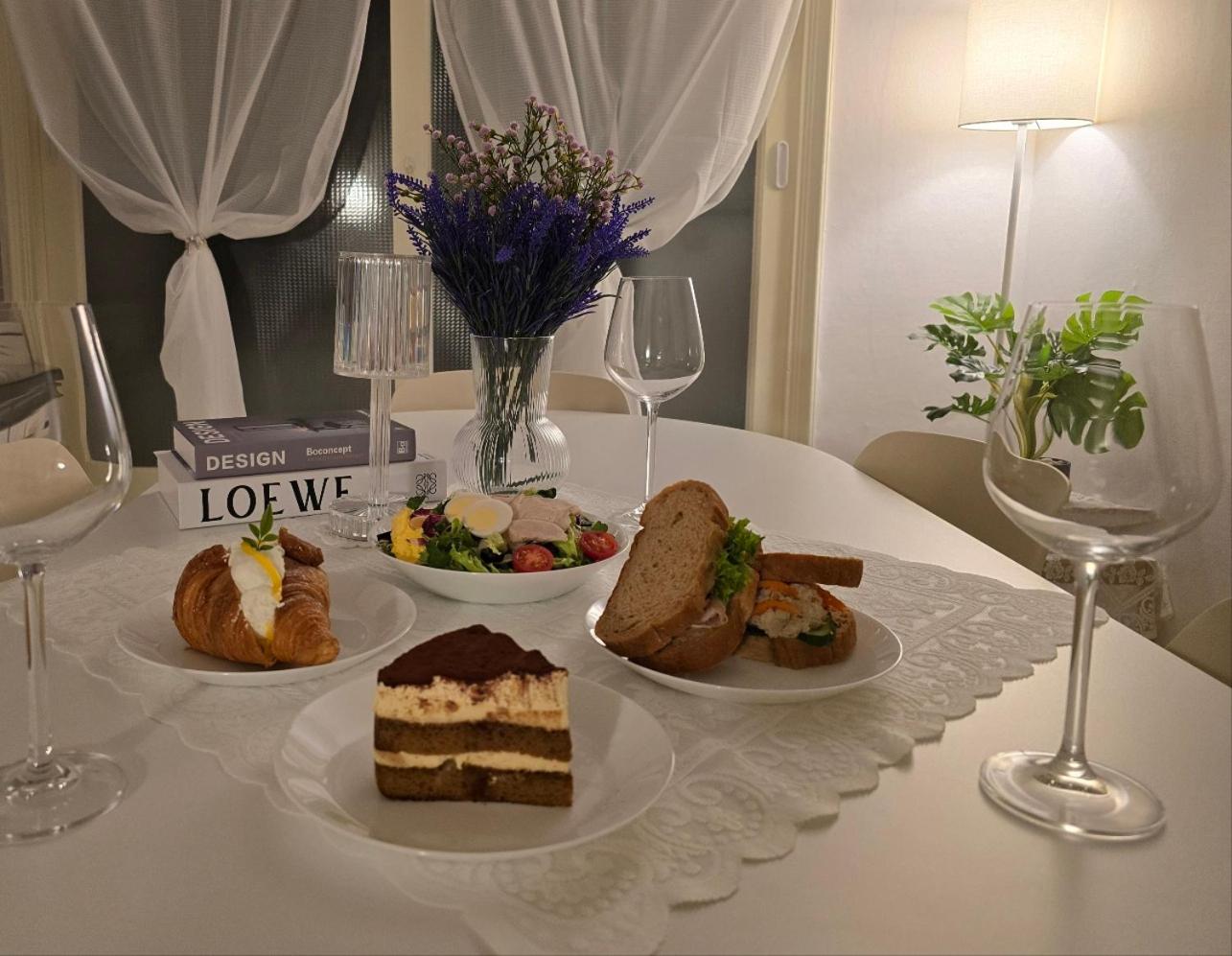 Stay Aneuk,3BR,8명,주차,장기숙박,서울대학교,친절한 국가공인 관광통역 안내사의 호텔급 컨시어지 서비스,강남,홍대,명동,,성수,고척돔,KSPO돔,지하철,도심근접