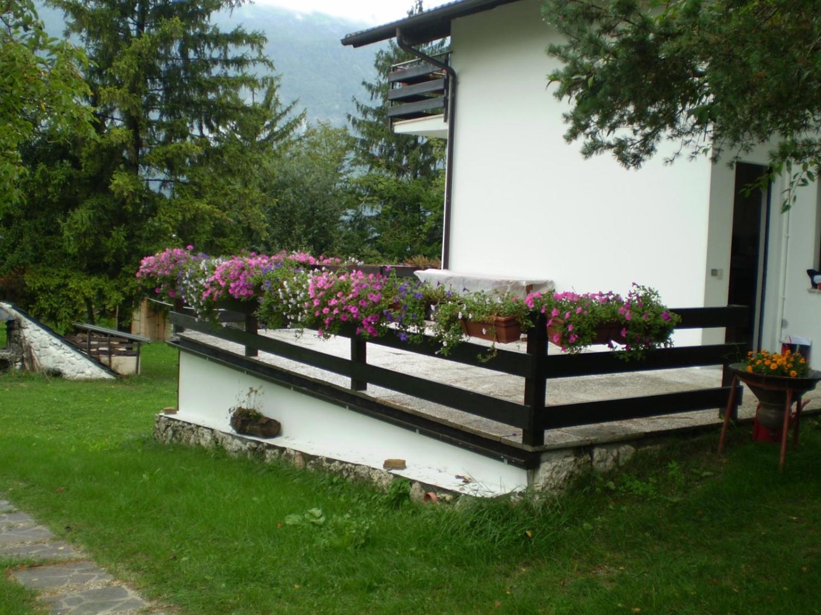 Garden Apartment Relax view 5