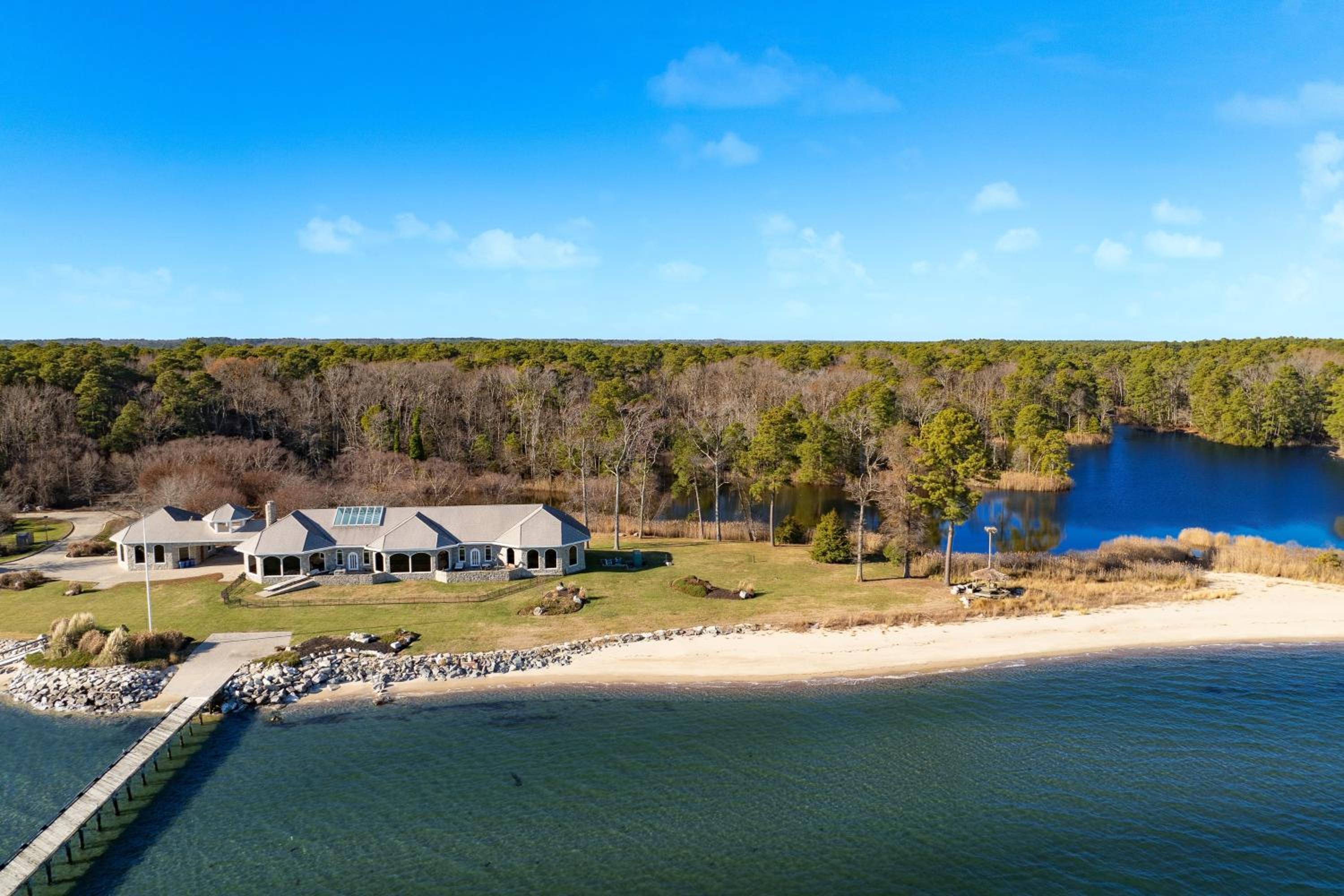 Bay Estate Luxe Waterfront Home w Private Pier MainGuest House Bay Views