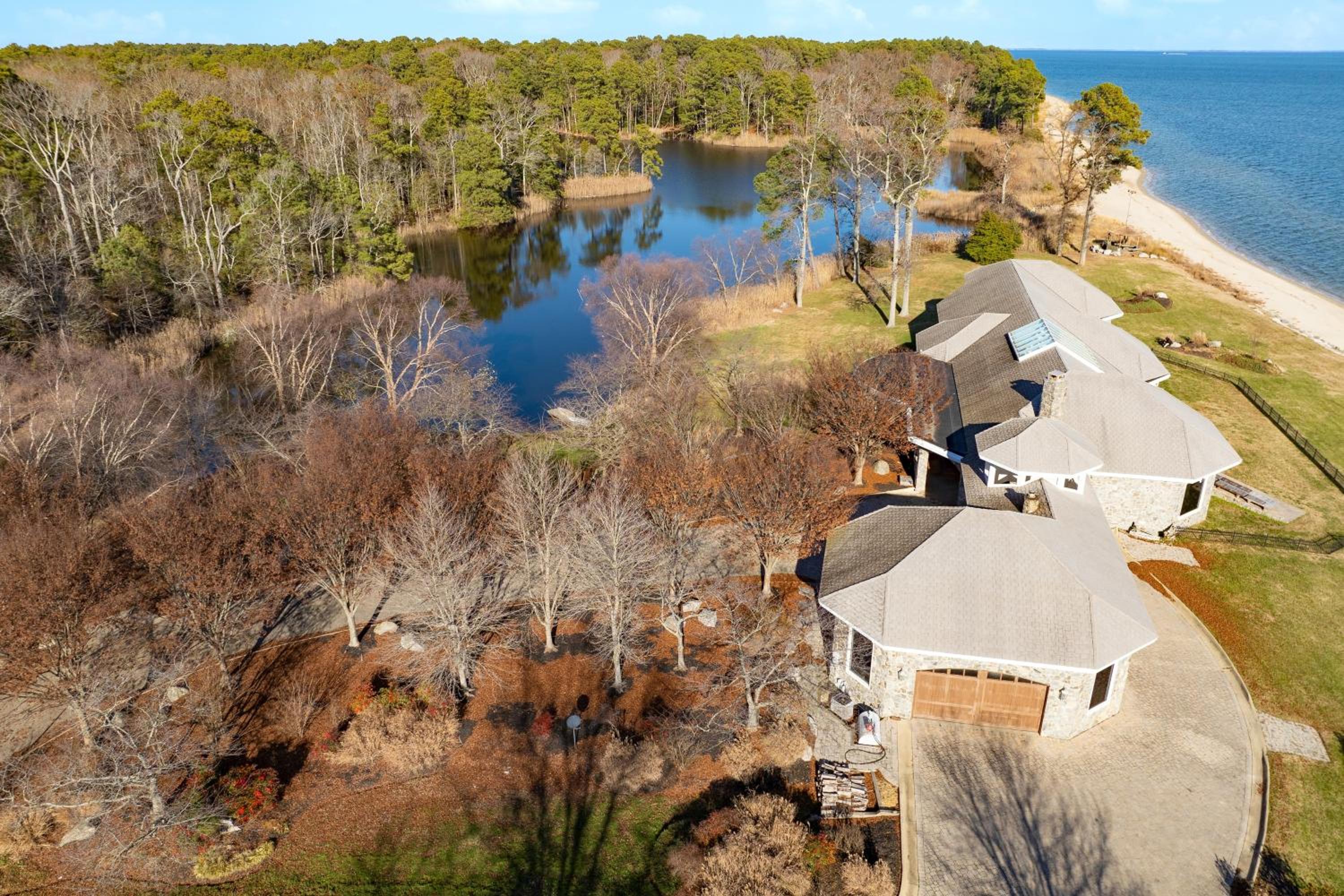 Bay Estate Luxe Waterfront Home w Private Pier MainGuest House Bay Views